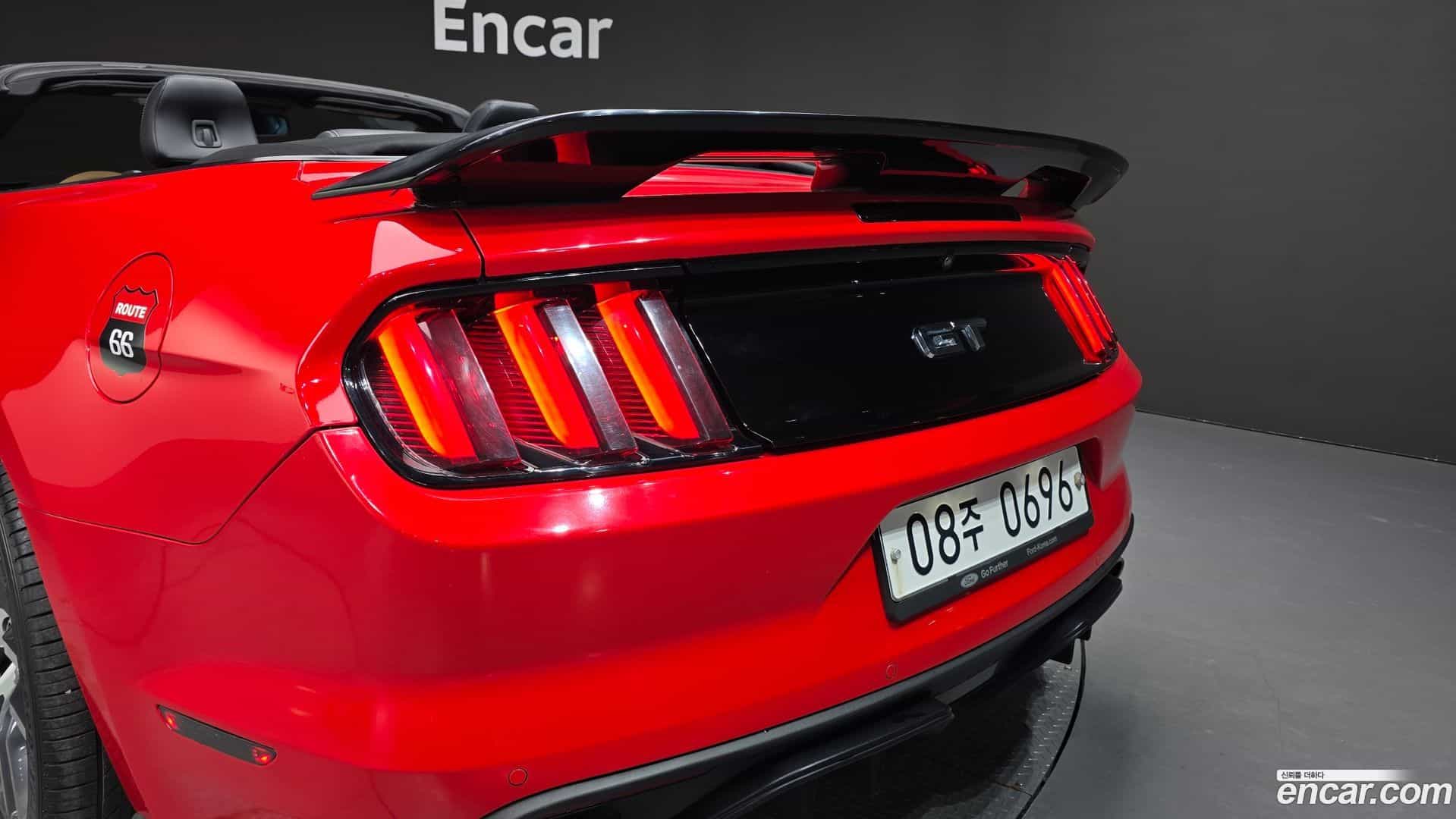 Mustang Ford 2015.11-OPTION-023