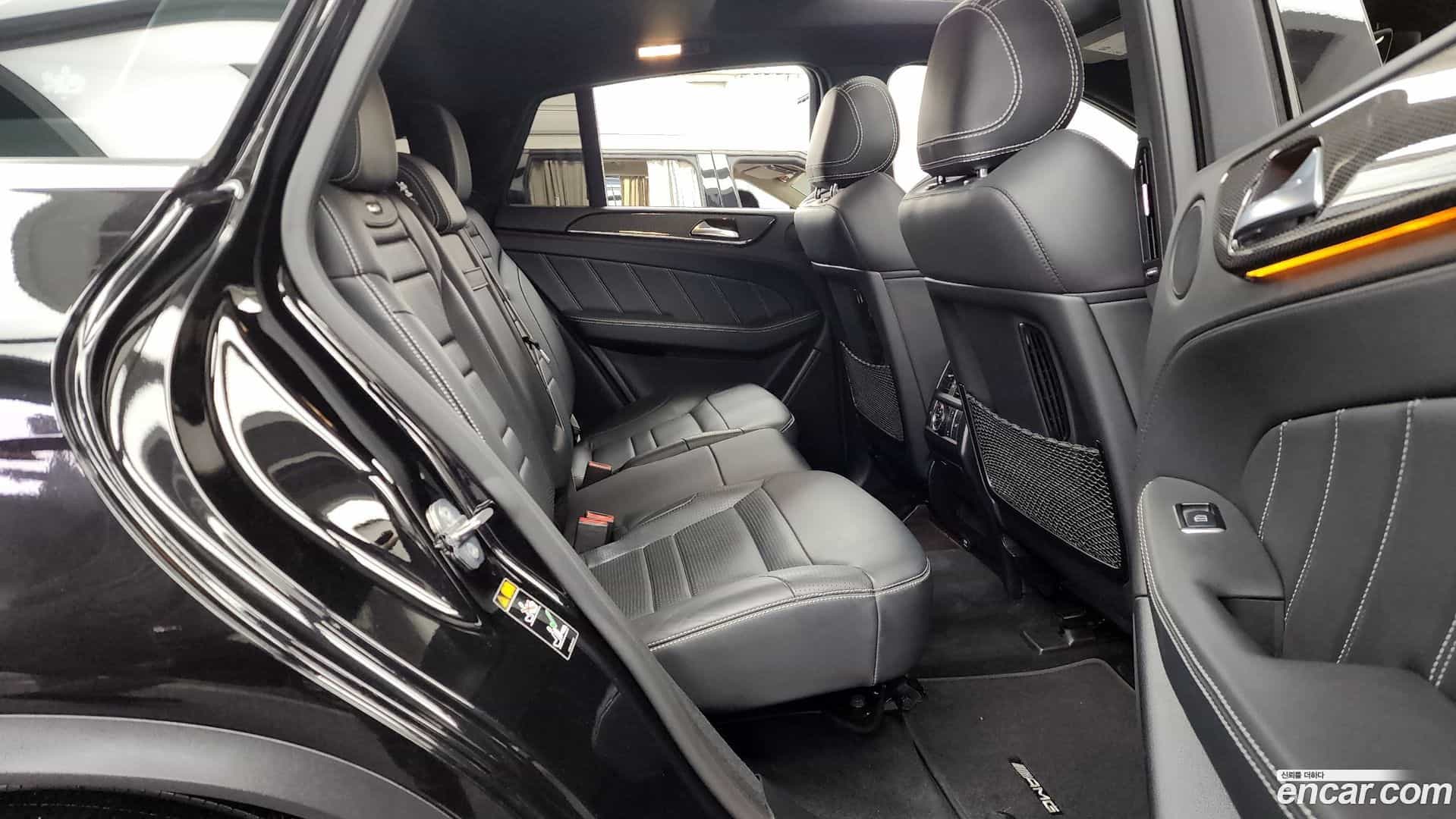 GLE-Class Mercedes-Benz 2019.11-OPTION-015