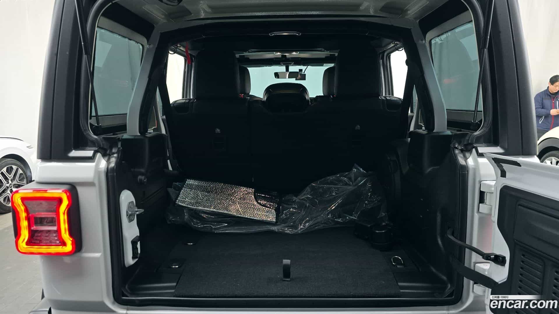Wrangler Jeep 2023.11-OPTION-024