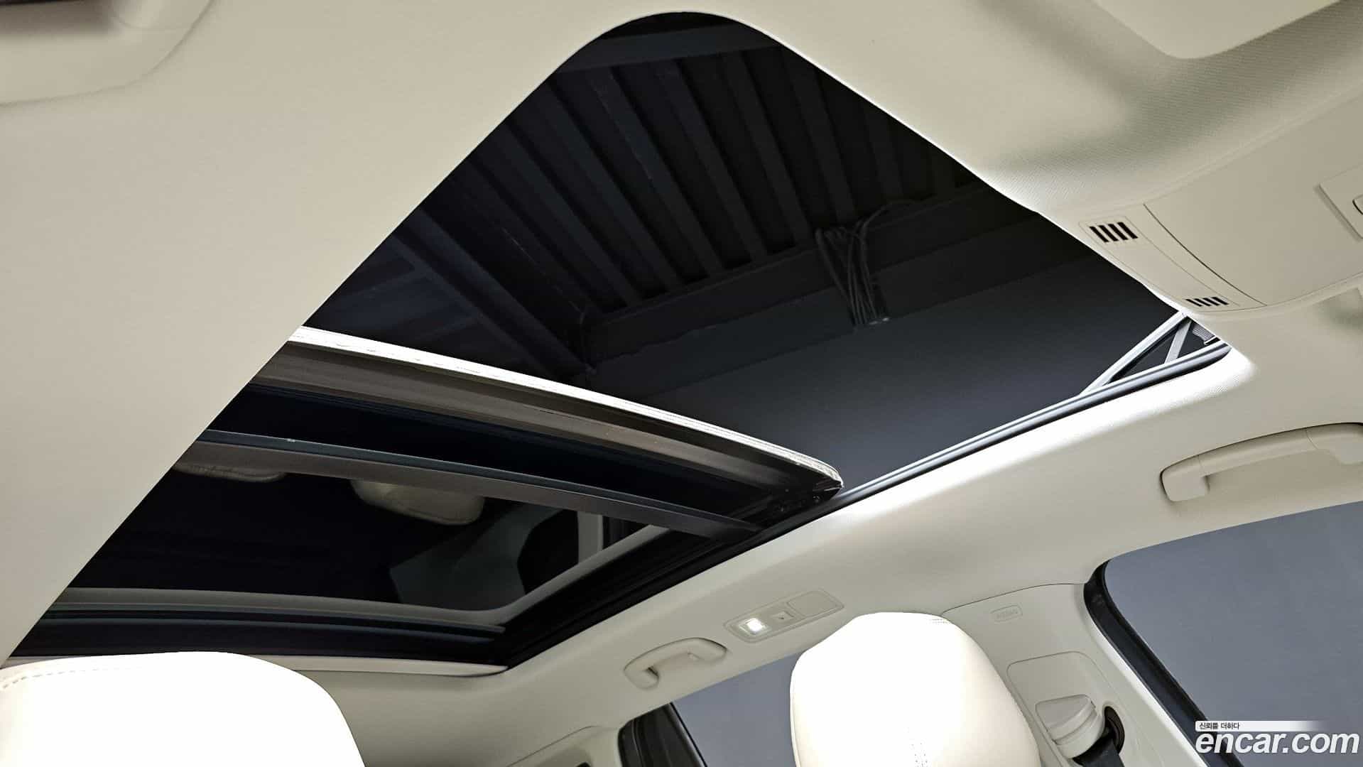 Tiguan Volkswagen 2021.7-OPTION-023