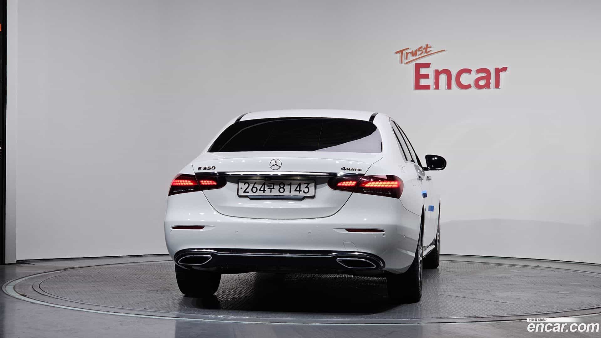 E-Class Mercedes-Benz 2021.11-OUTER-004