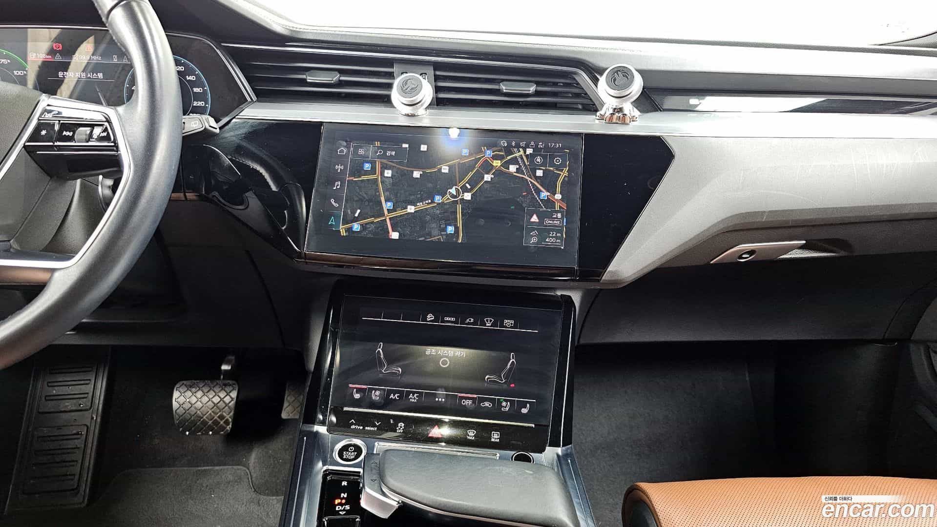 e-tron Audi 2021.8-OPTION-018