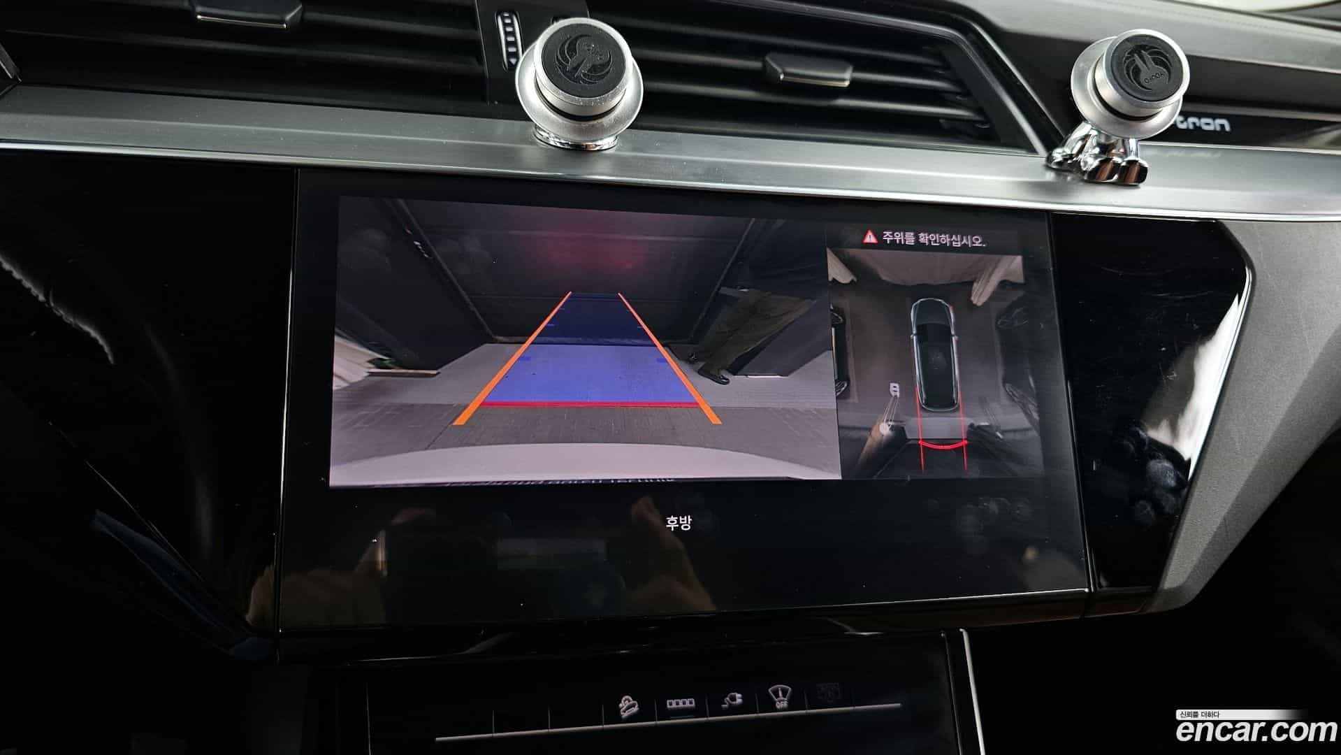 e-tron Audi 2021.8-OPTION-019