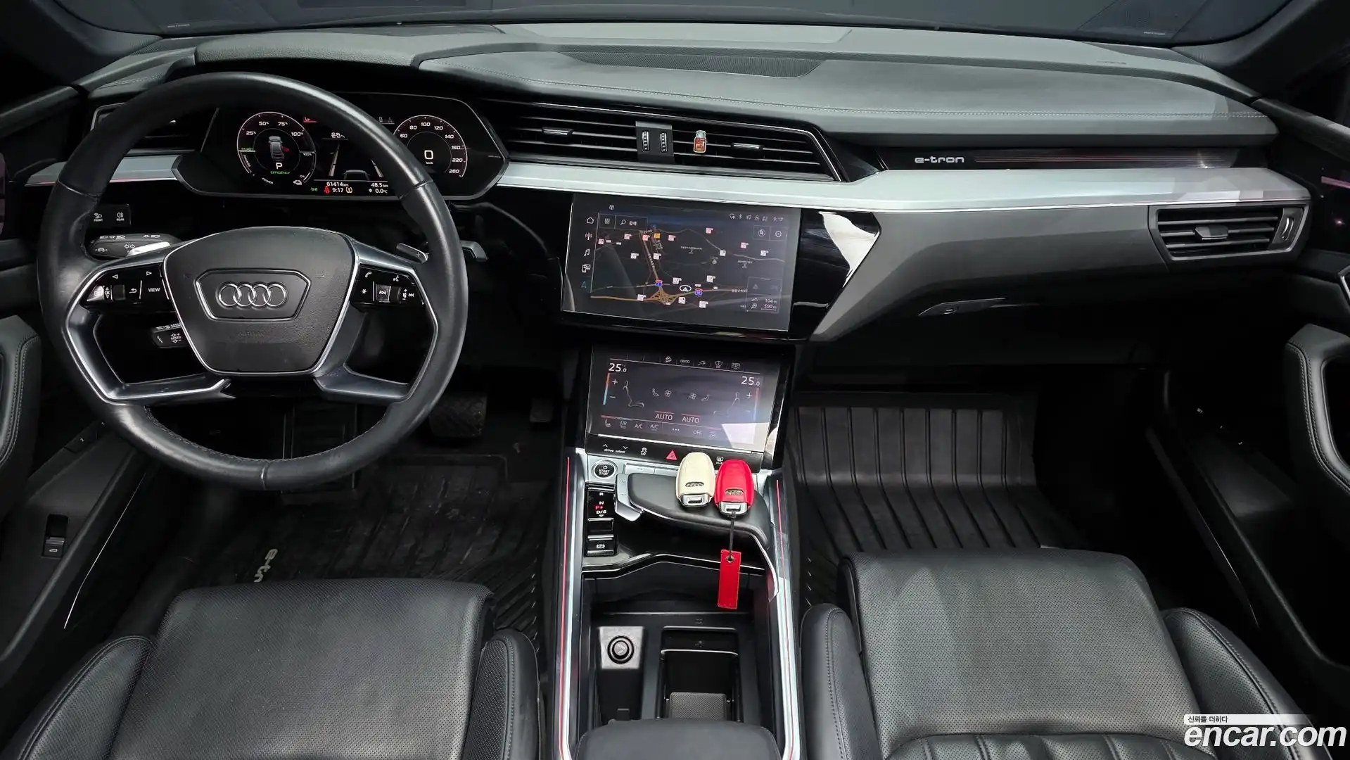 e-tron Audi 2021.10-INNER-007