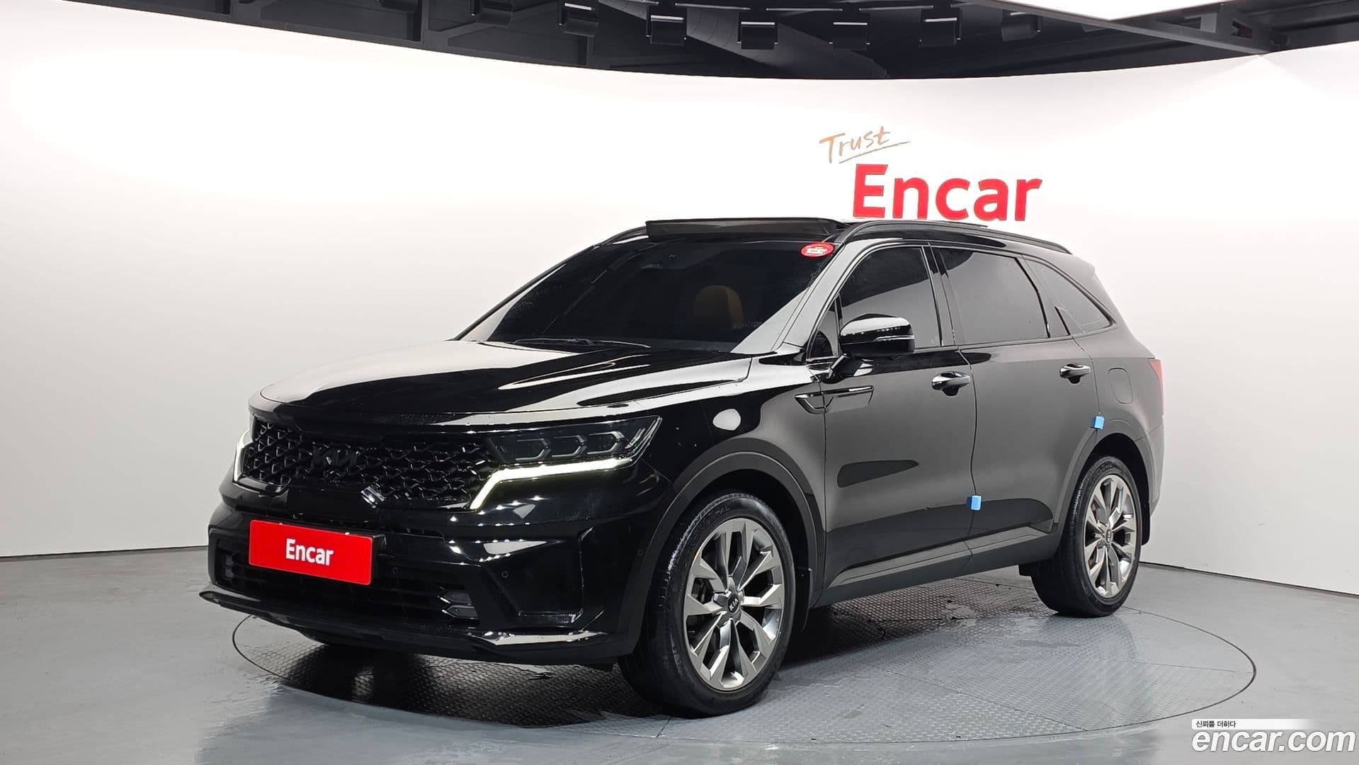 Main__Slider__Photo:Sorento Kia 2020.6-0
