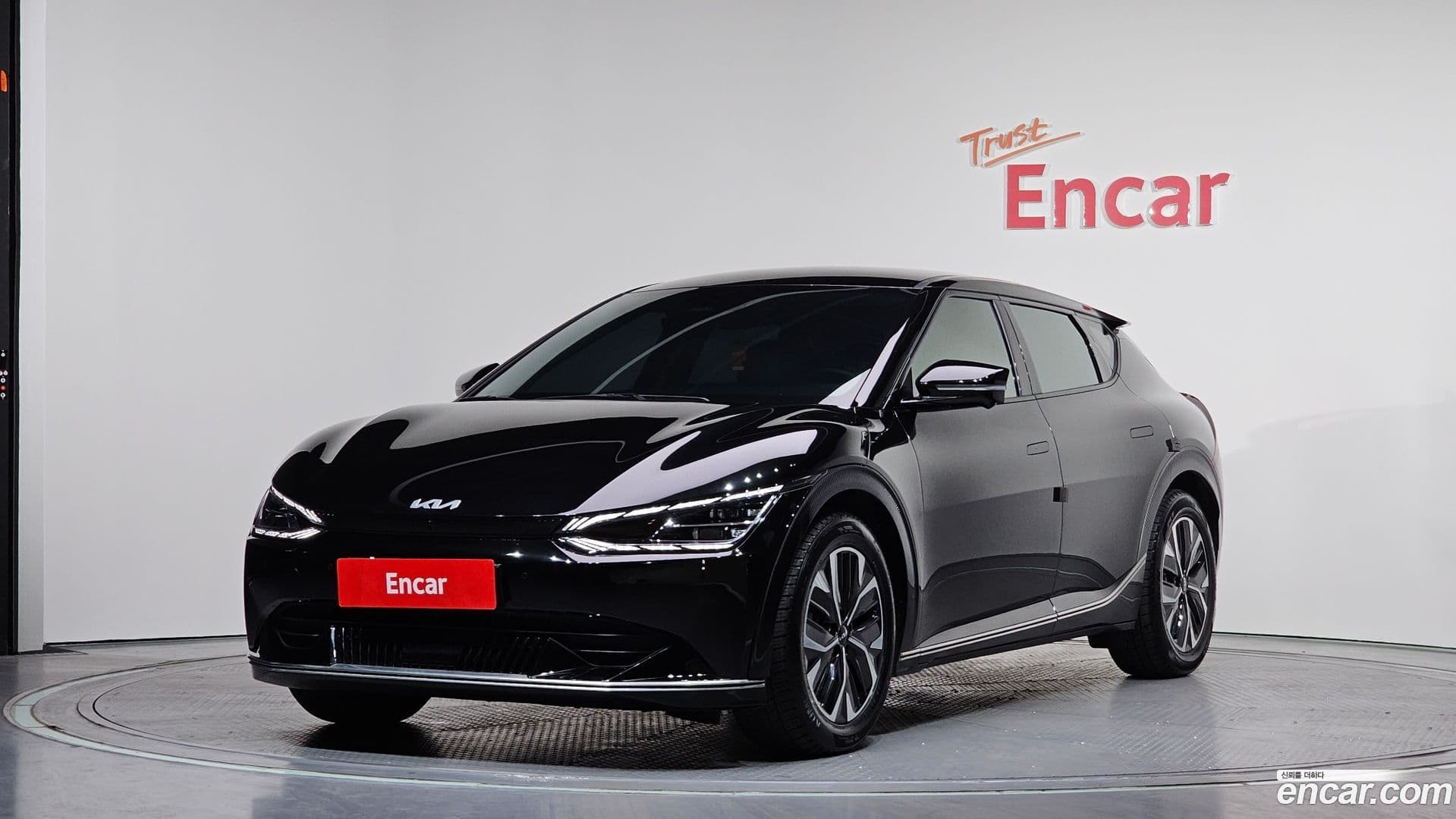 Main__Slider__Photo:EV6 Kia 2023.5-0