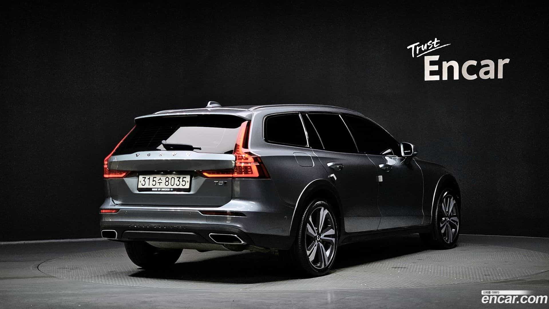 V60 Volvo 2019.11-OUTER-002