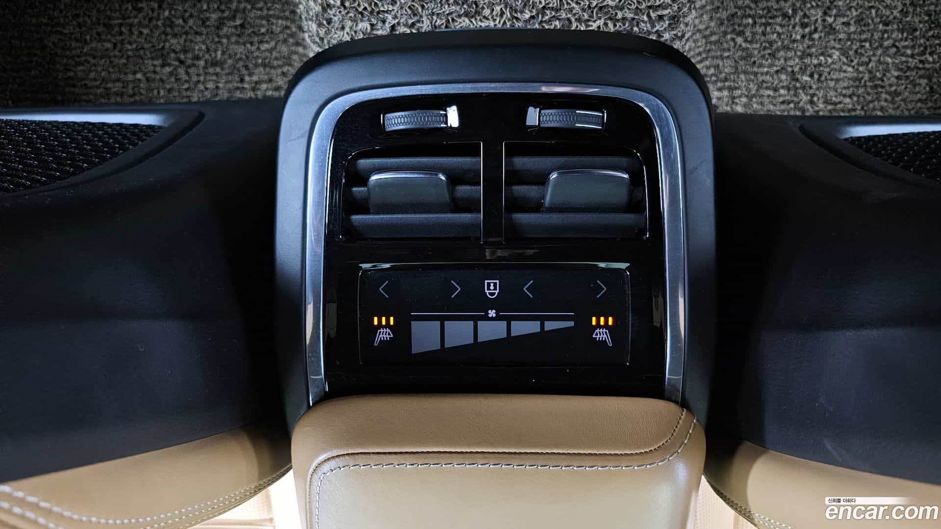 V60 Volvo 2019.11-OPTION-022