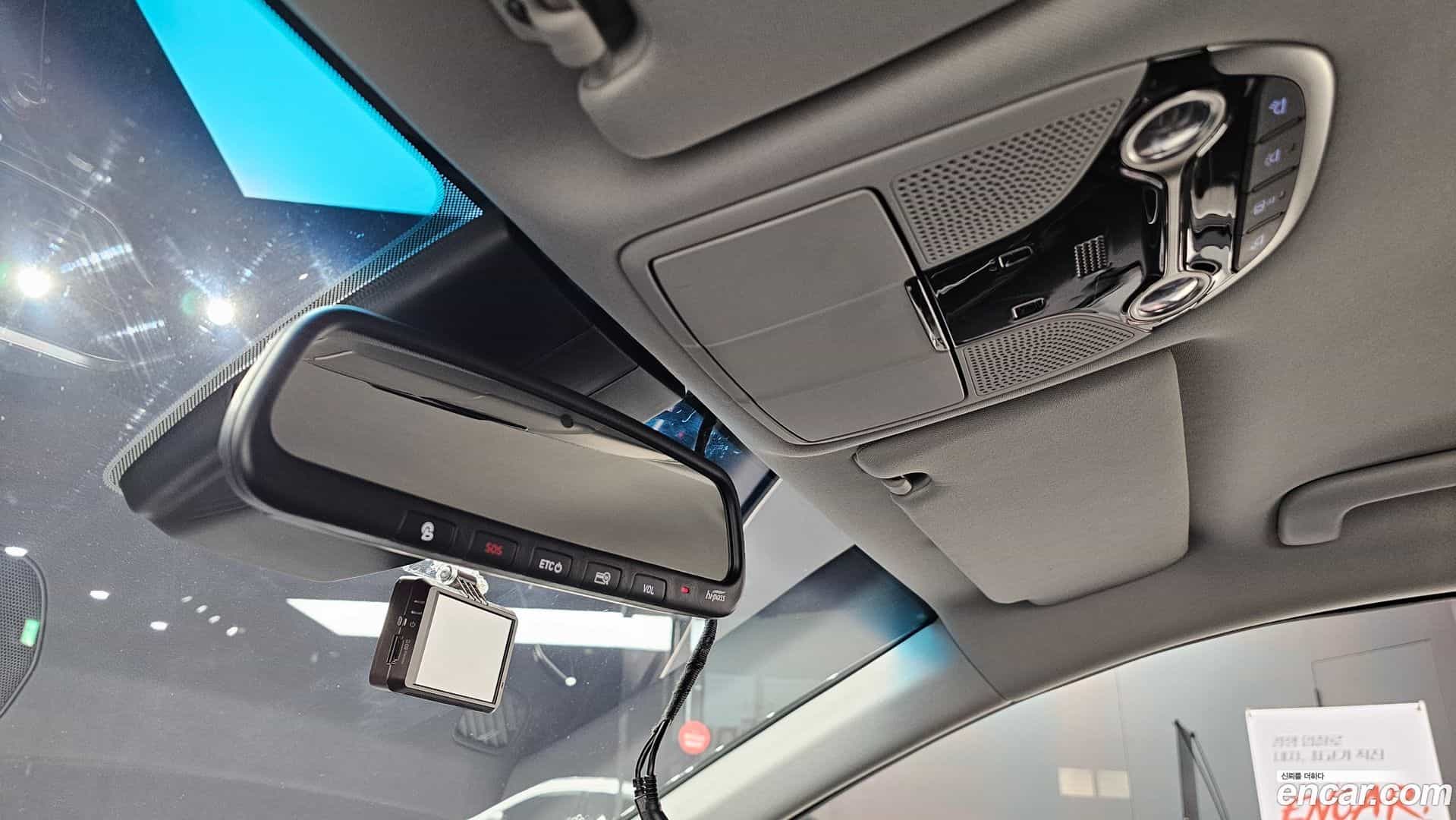 Grandeur Hyundai 2018.10-OPTION-019