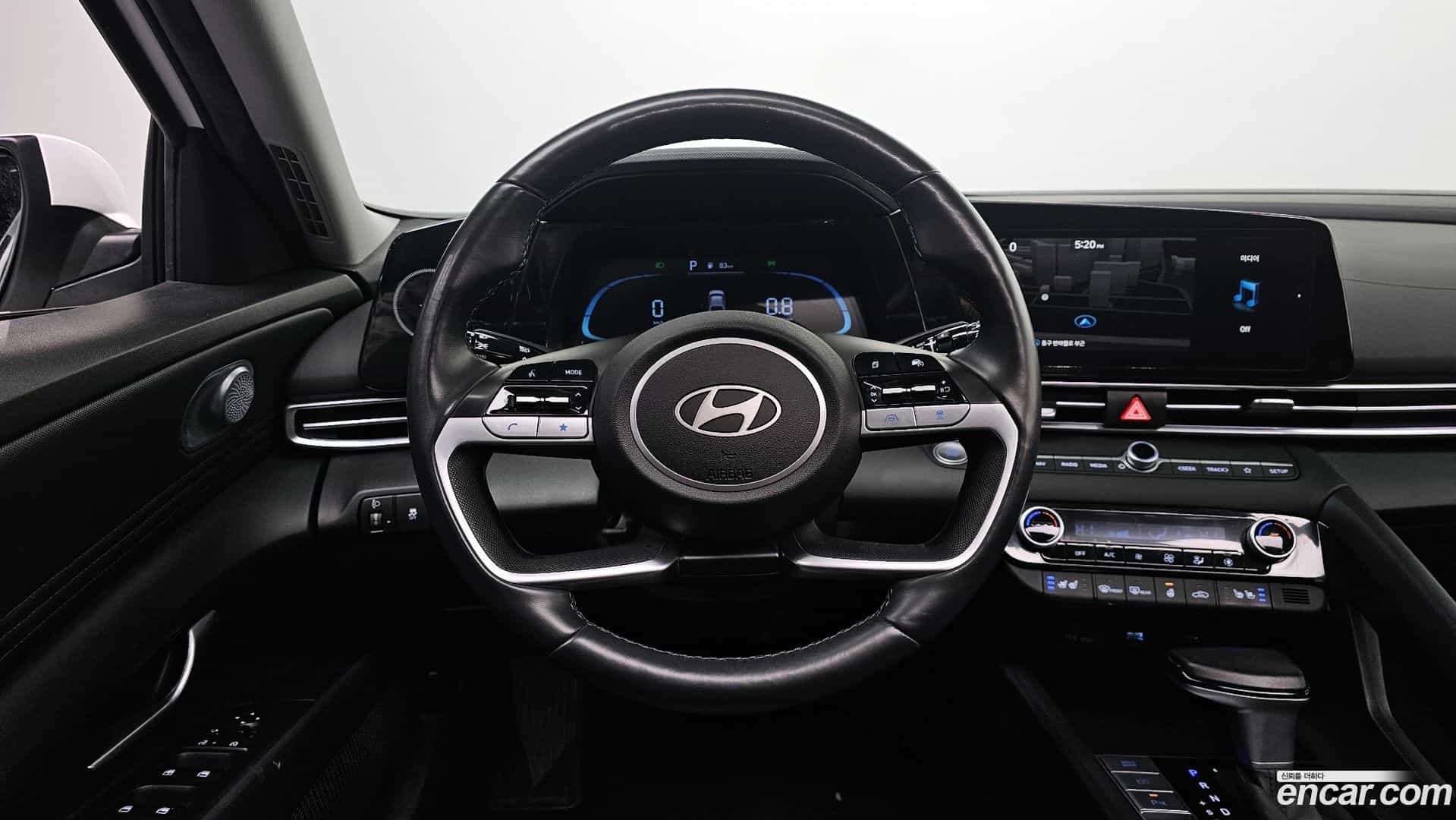 AVANTE Hyundai 2023.5-OPTION-017