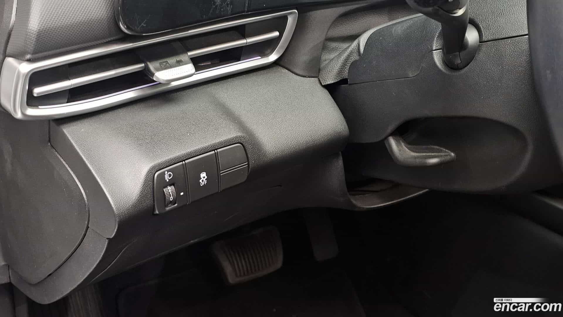 AVANTE Hyundai 2023.5-OPTION-020