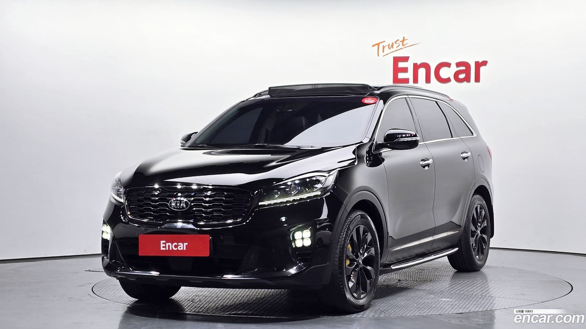 Main__Slider__Photo:Sorento Kia 2017.9-0