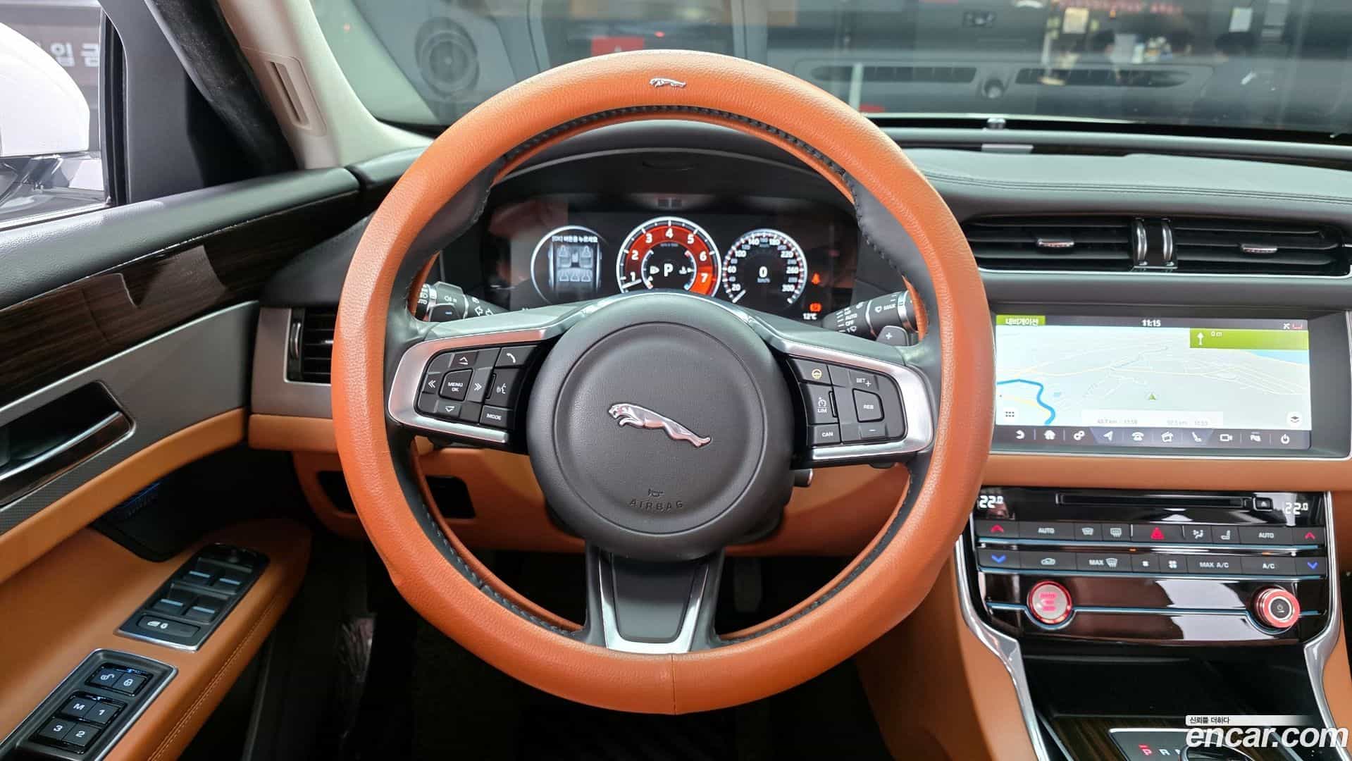 XF Jaguar 2018.2-OPTION-017