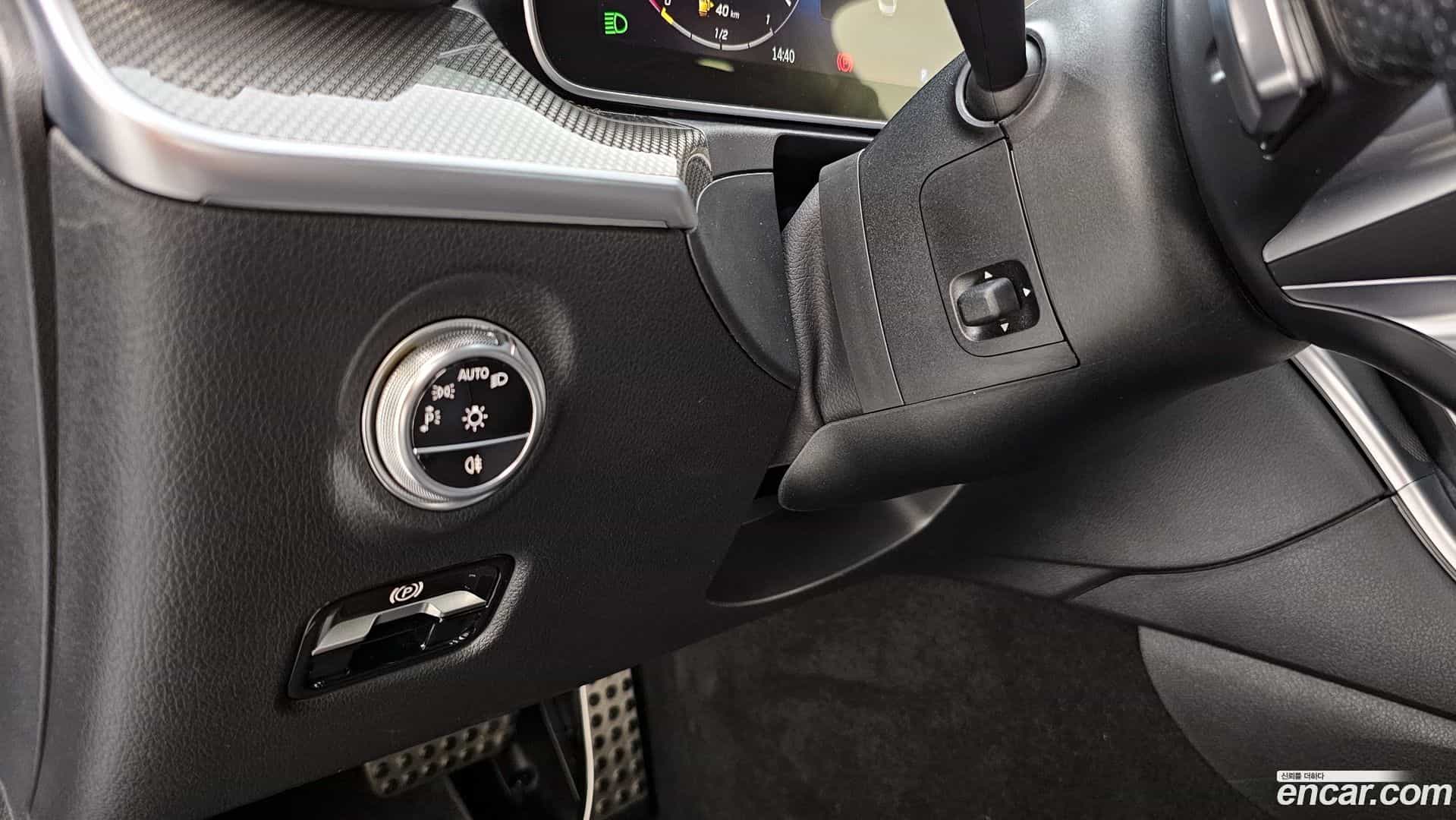 C-Class Mercedes-Benz 2022.11-OPTION-021