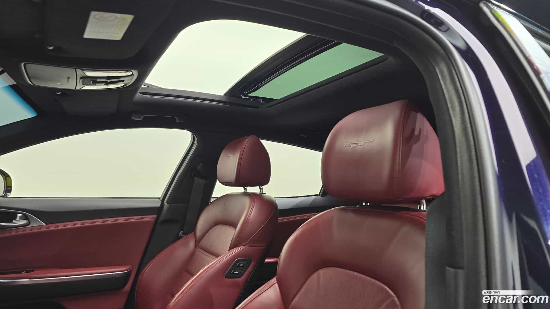 Stinger Kia 2018.0-OPTION-023