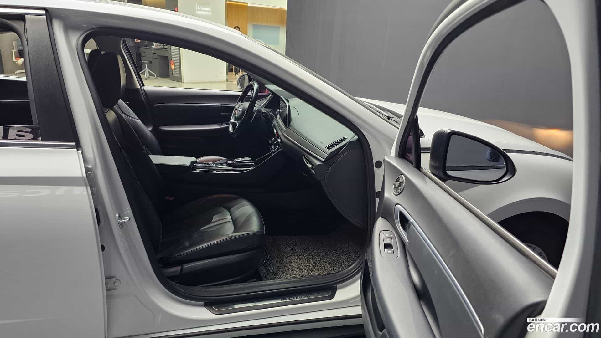 Sonata Hyundai 2019.5-INNER-010