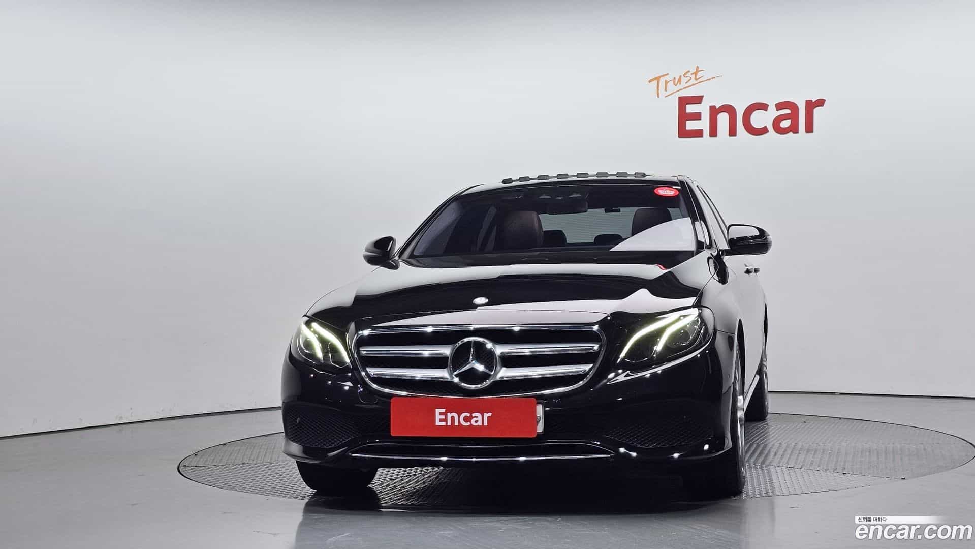 E-Class Mercedes-Benz 2017.1-OUTER-003