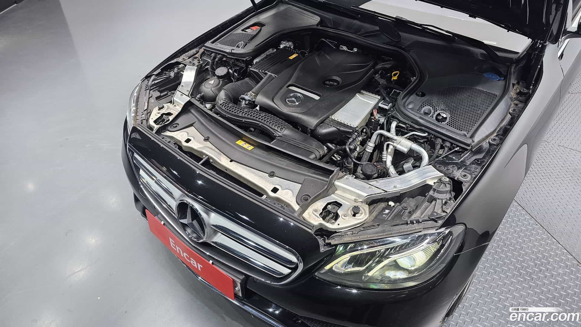 E-Class Mercedes-Benz 2017.1-OUTER-006