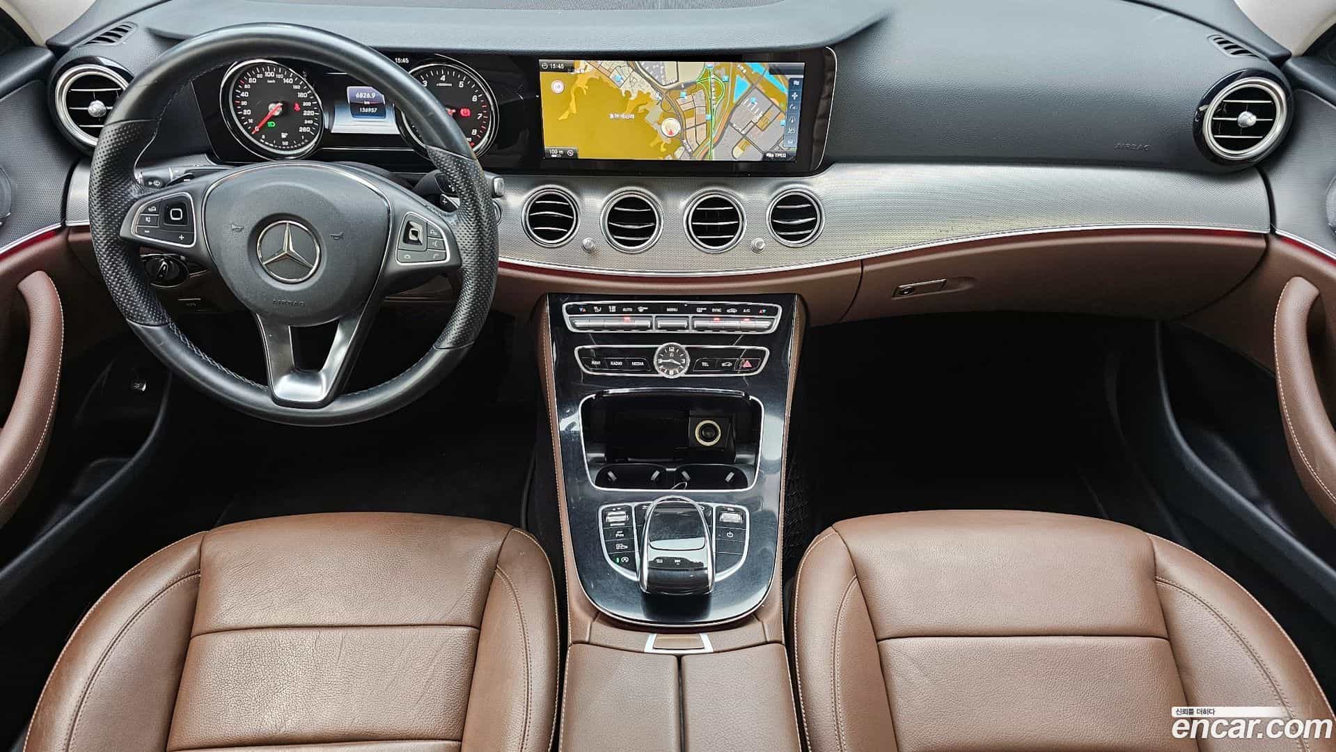 E-Class Mercedes-Benz 2017.1-INNER-007