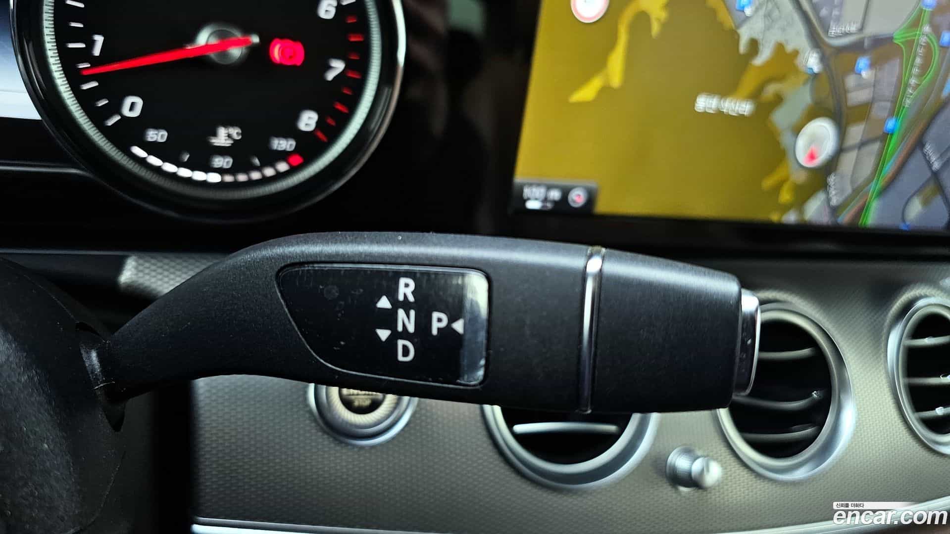 E-Class Mercedes-Benz 2017.1-INNER-009