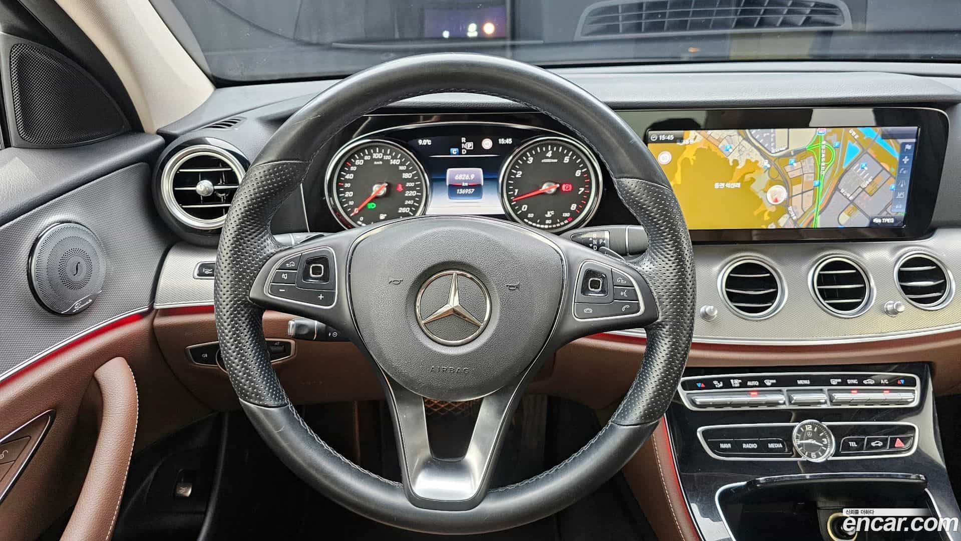 E-Class Mercedes-Benz 2017.1-OPTION-017