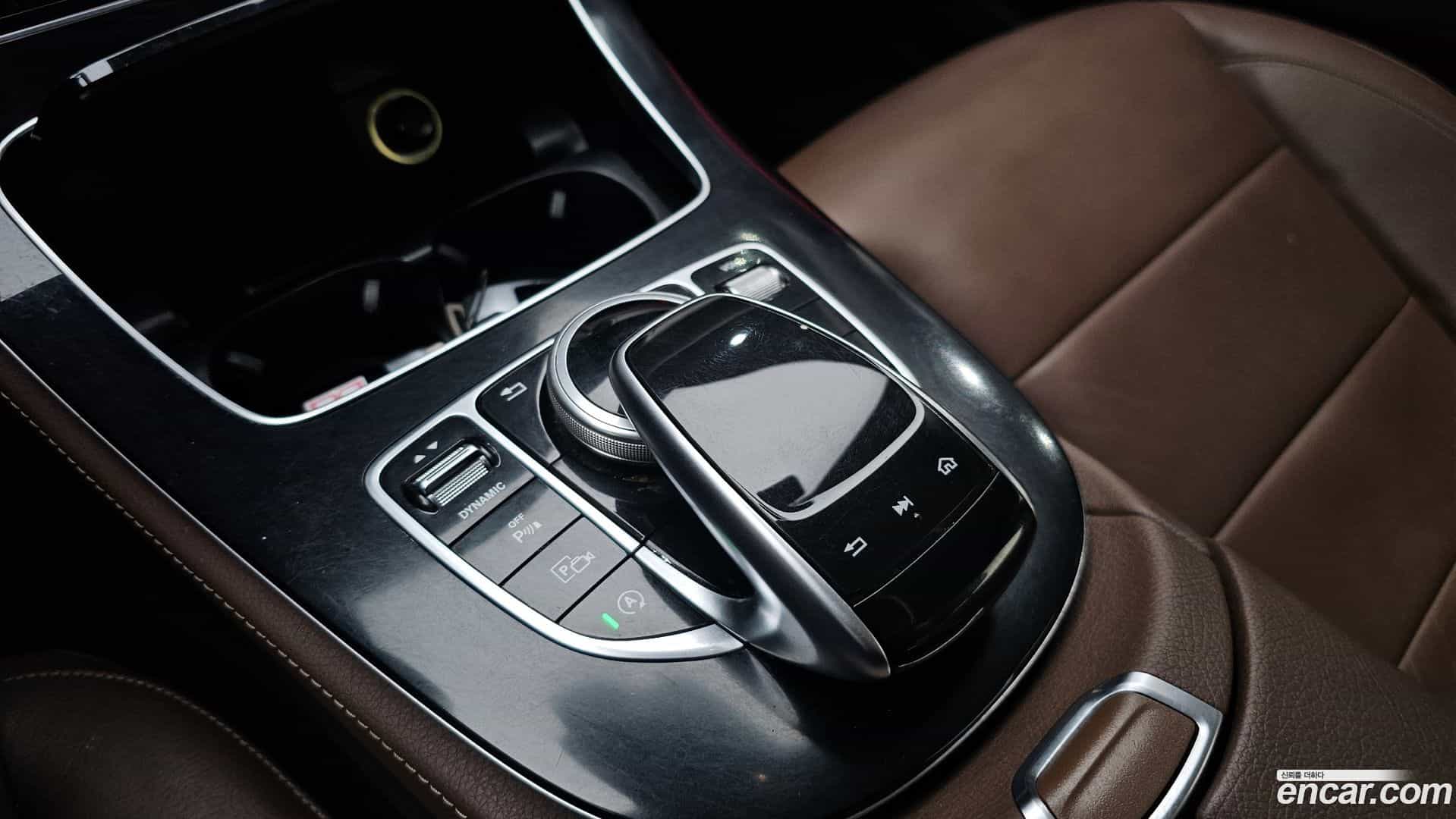 E-Class Mercedes-Benz 2017.1-OPTION-020