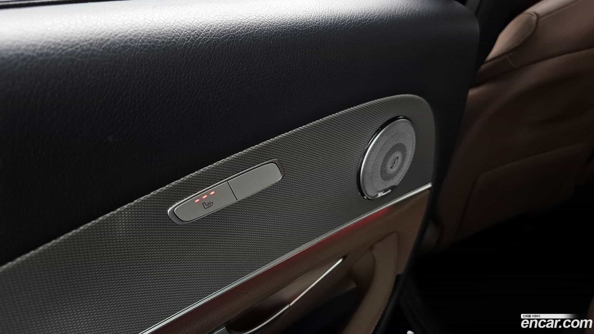 E-Class Mercedes-Benz 2017.1-OPTION-021
