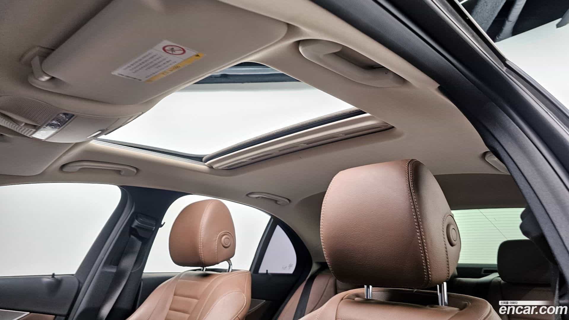 E-Class Mercedes-Benz 2017.1-OPTION-023