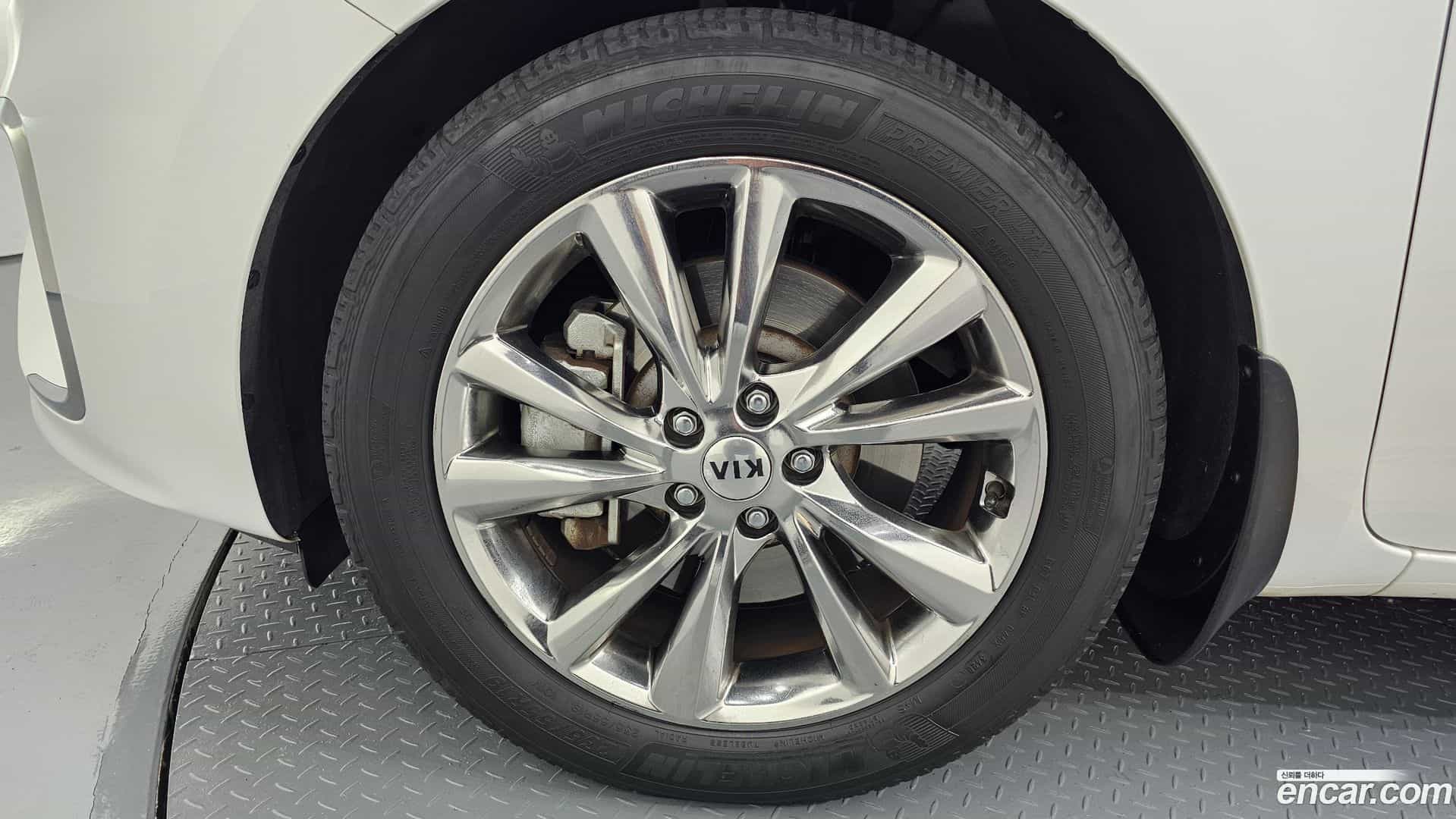 Canival Kia 2019.1-OUTER-005