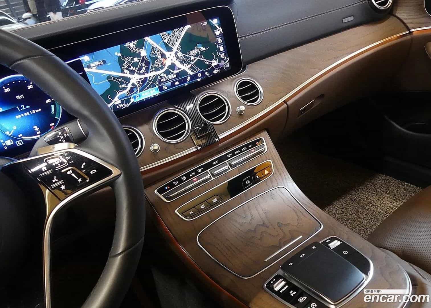 E-Class Mercedes-Benz 2023.5-OPTION-018