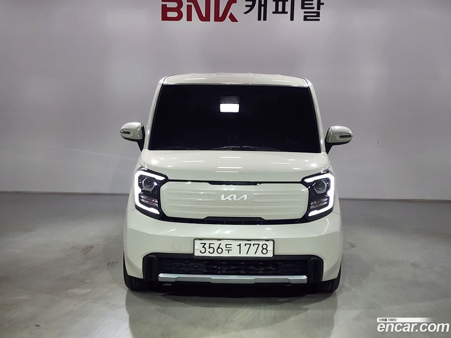 Main__Slider__Photo:RAY Kia 2023.5-0