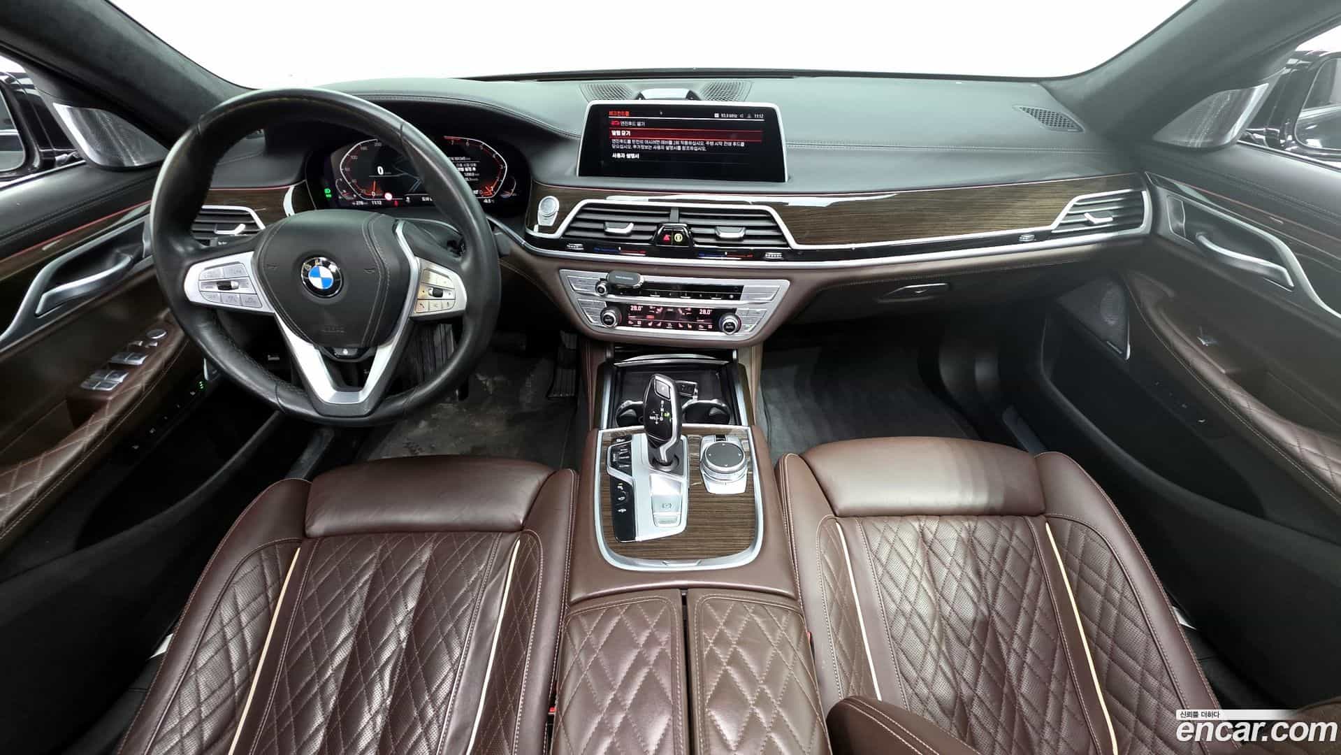 7-Series BMW 2021.8-INNER-007