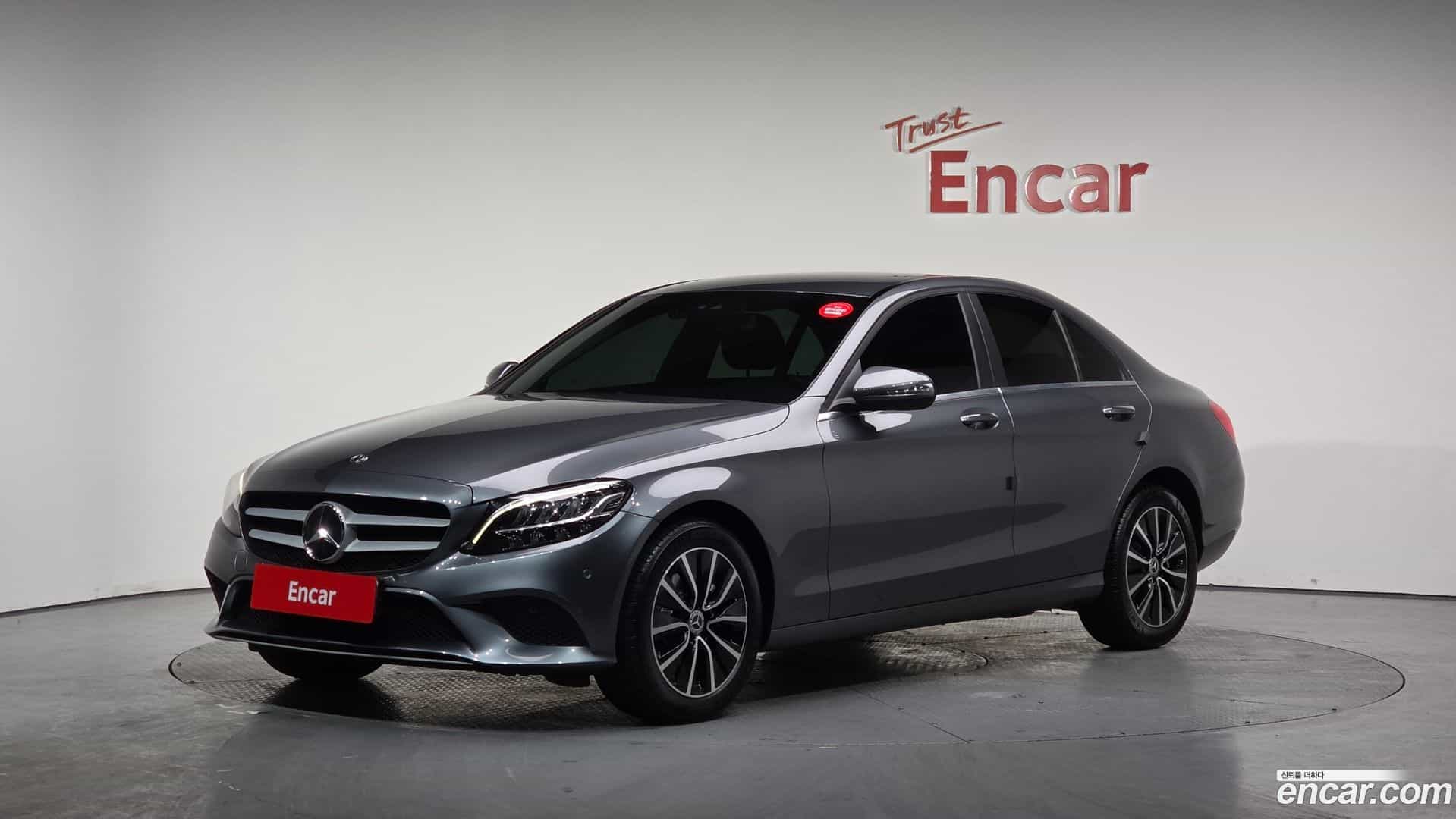 C-Class Mercedes-Benz 2019.10-OUTER-001