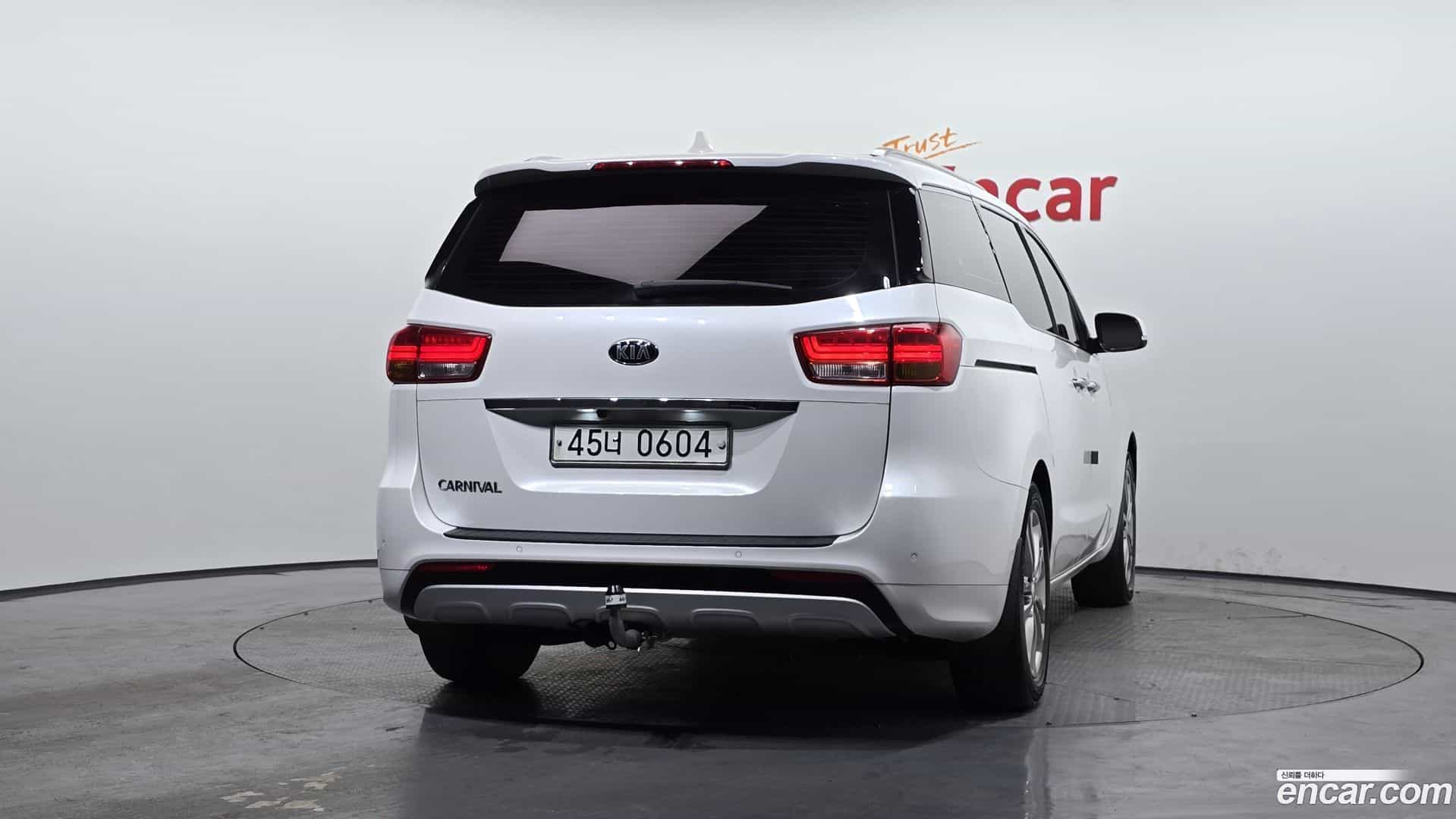 Canival Kia 2016.5-OUTER-004