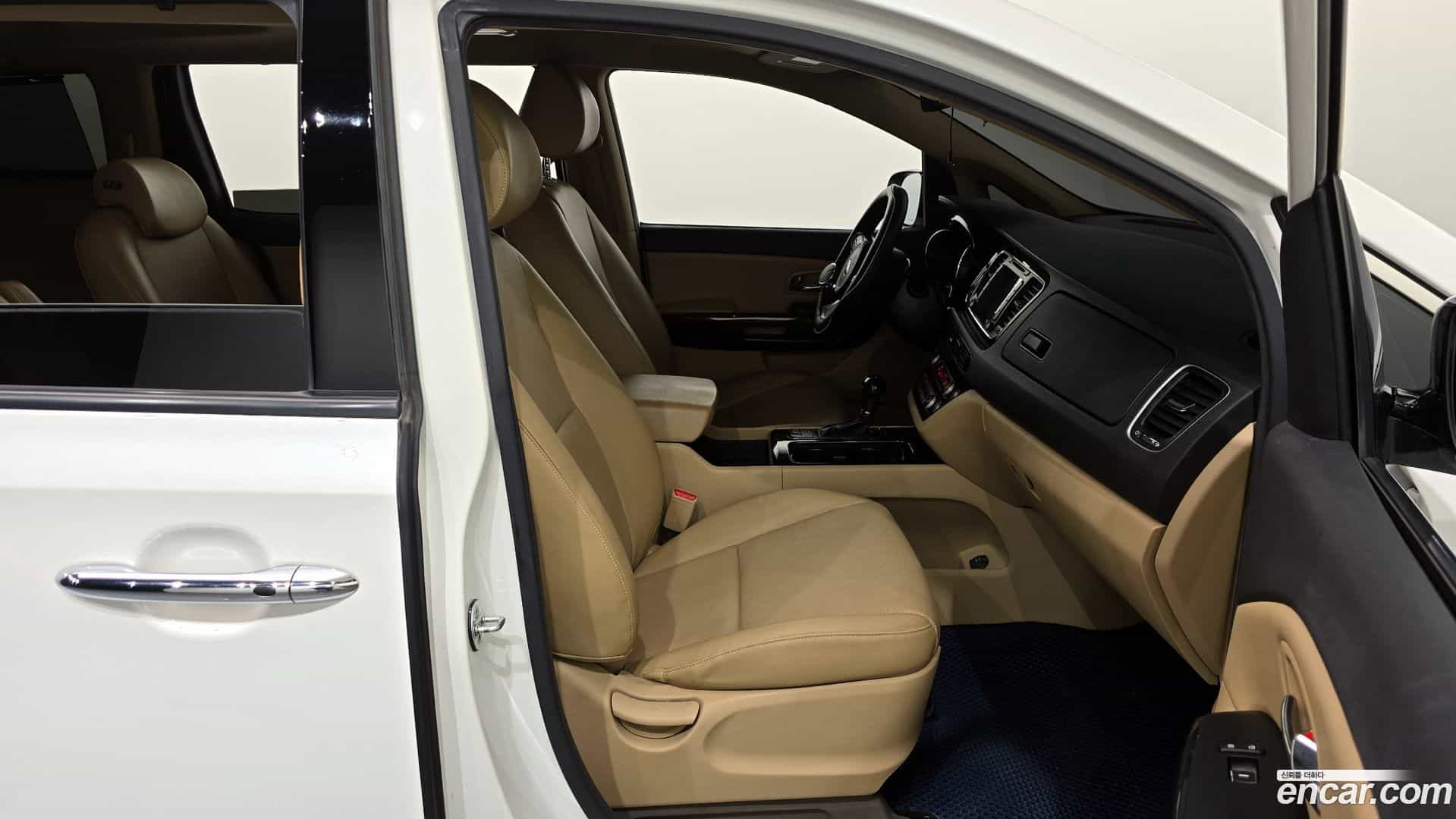Canival Kia 2016.5-OPTION-015