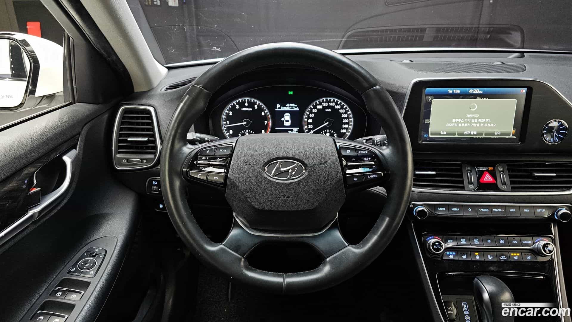Grandeur Hyundai 2019.7-OPTION-017