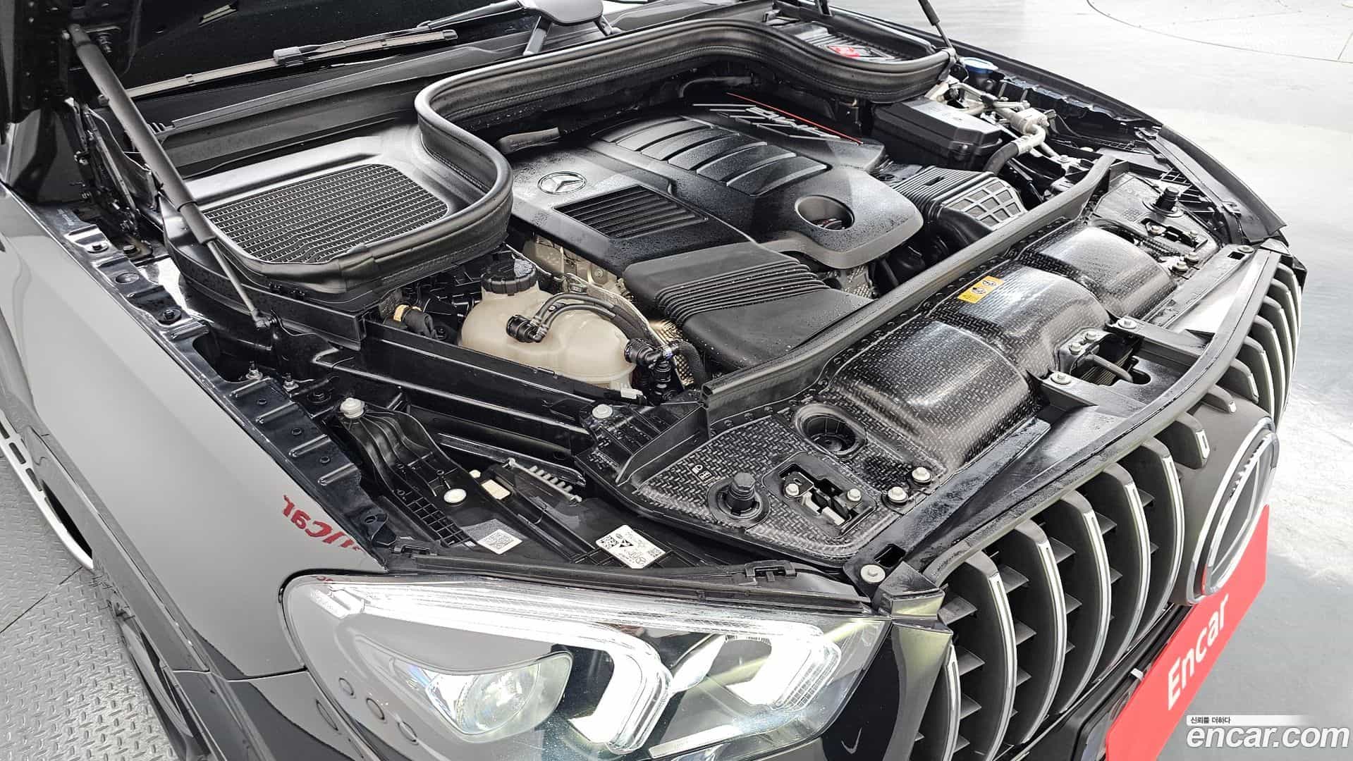 GLE-Class Mercedes-Benz 2022.2-INNER-006