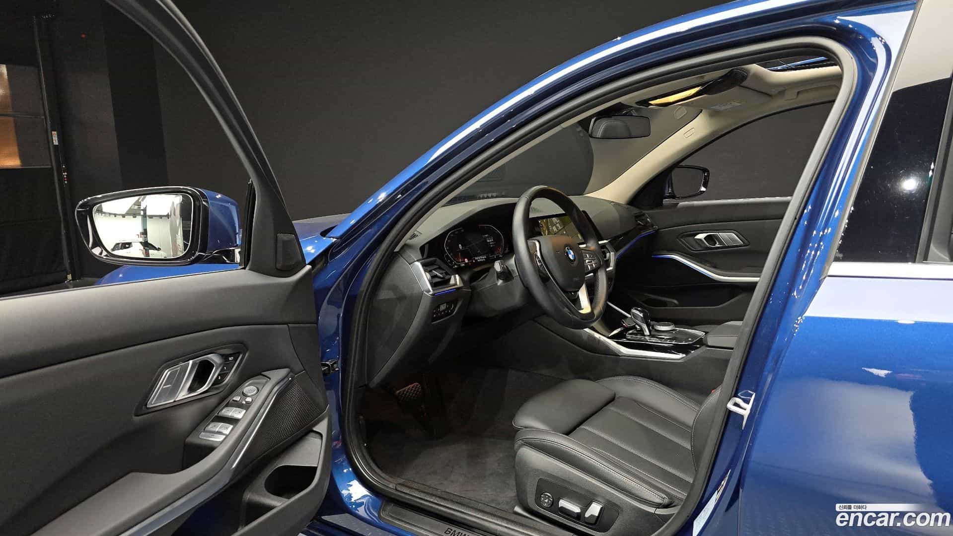 3-Series BMW 2022.4-INNER-010