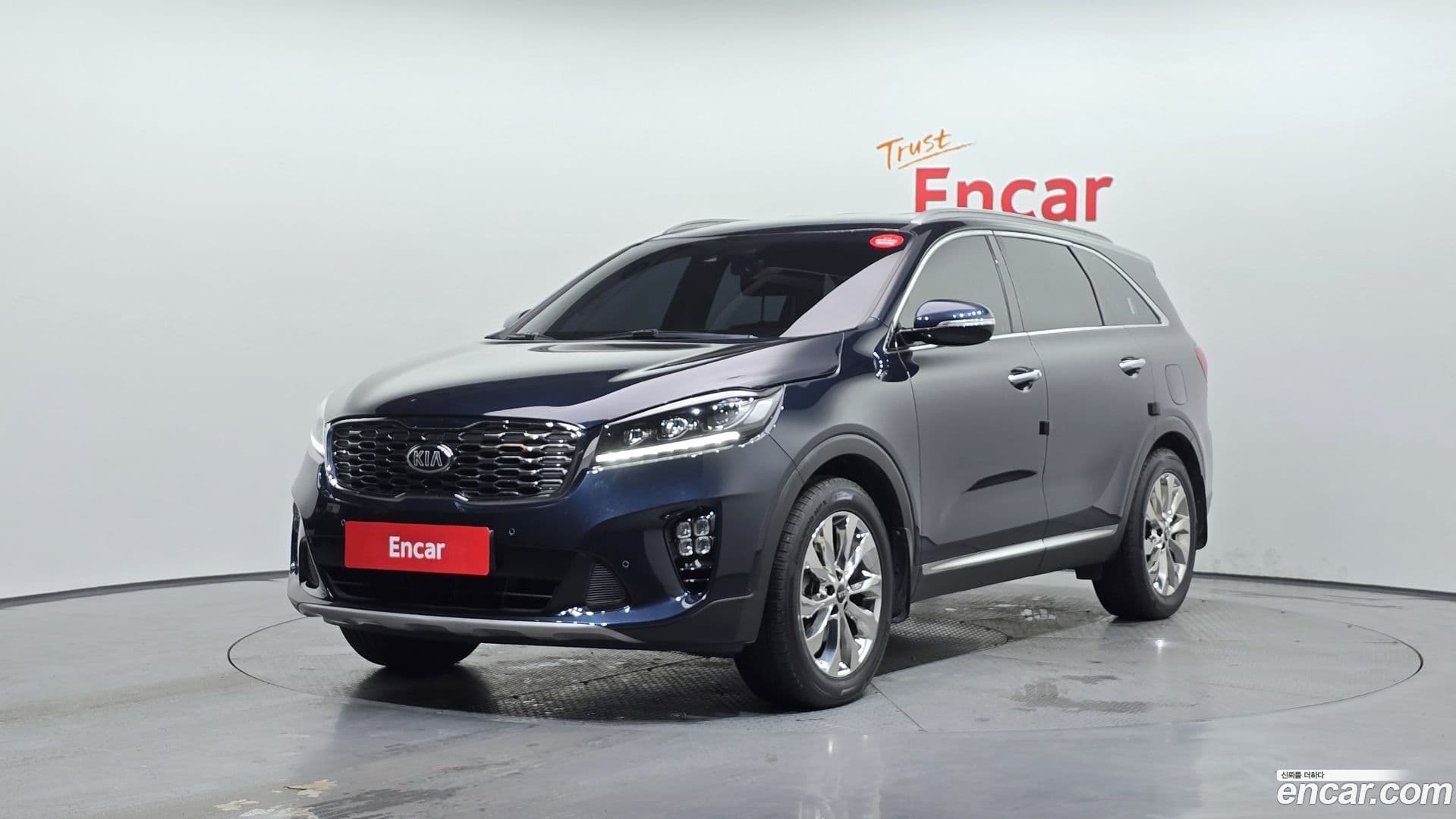 Main__Slider__Photo:Sorento Kia 2019.8-0