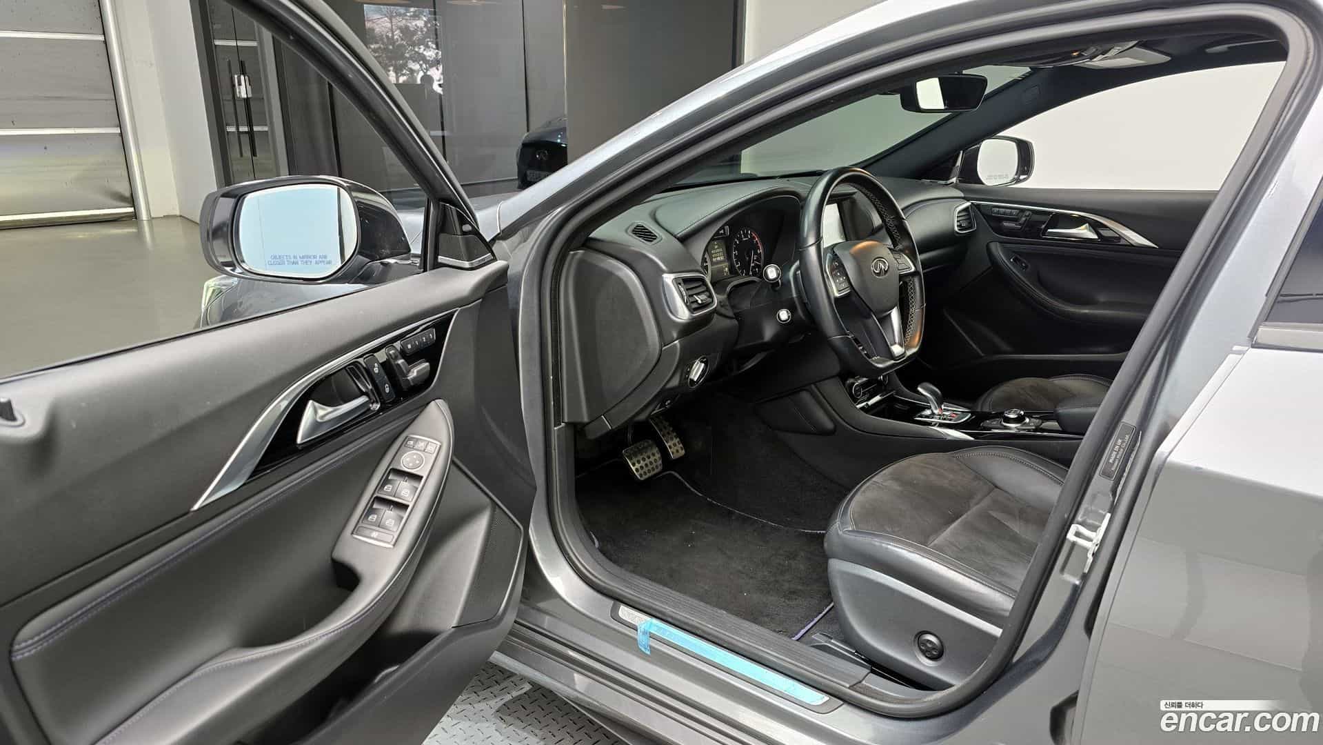 Q30 Infiniti 2017.11-OPTION-015