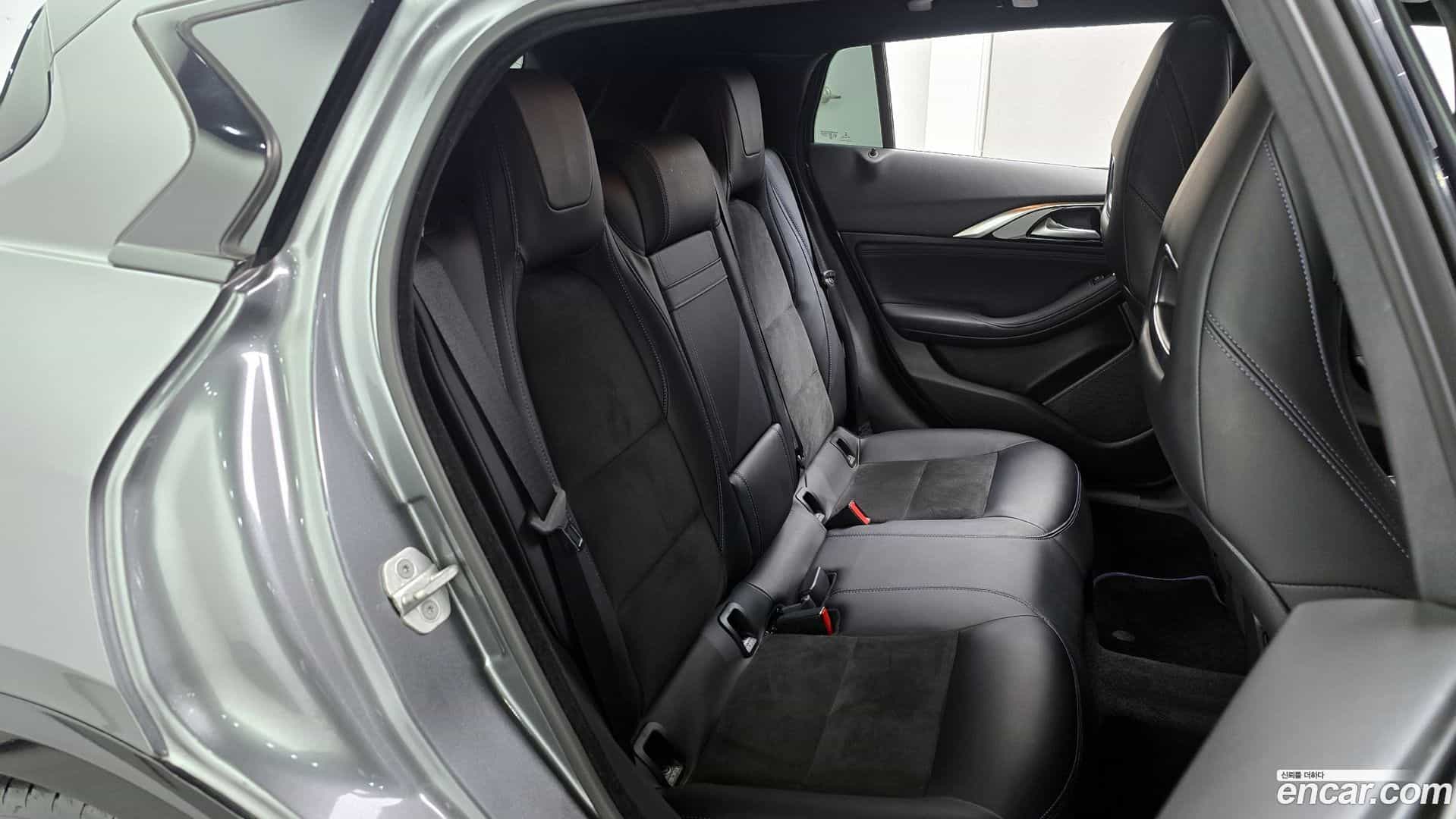 Q30 Infiniti 2017.11-OPTION-016