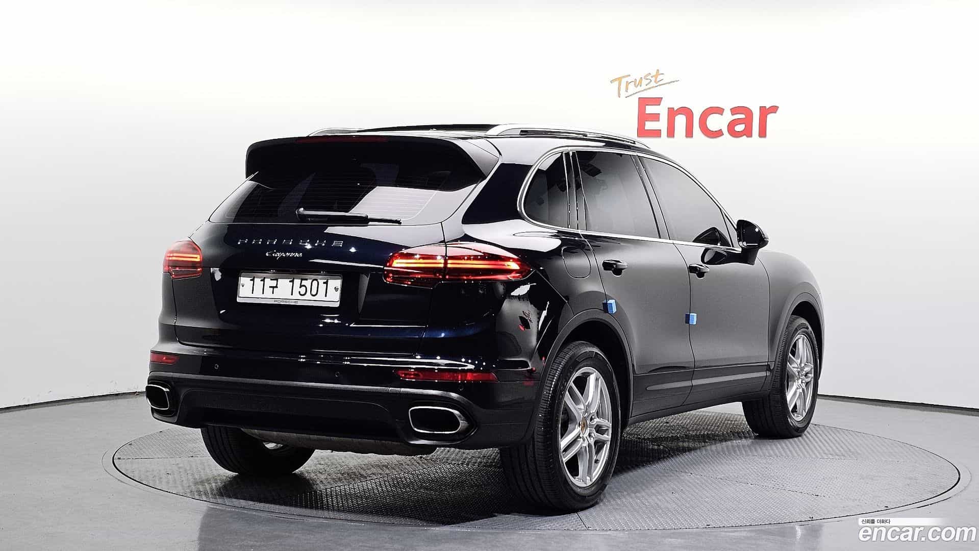 Cayenne Porsche 2015.5-OUTER-002