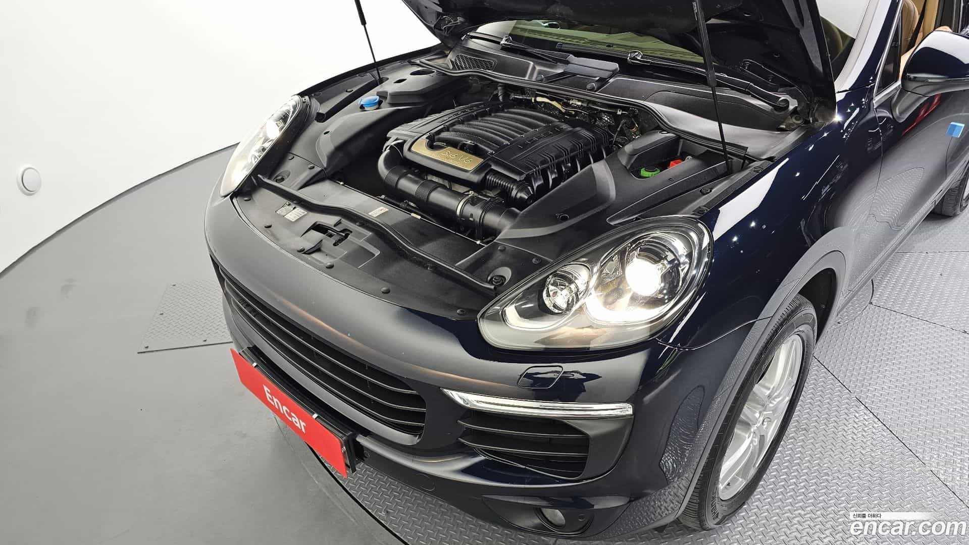 Cayenne Porsche 2015.5-INNER-006