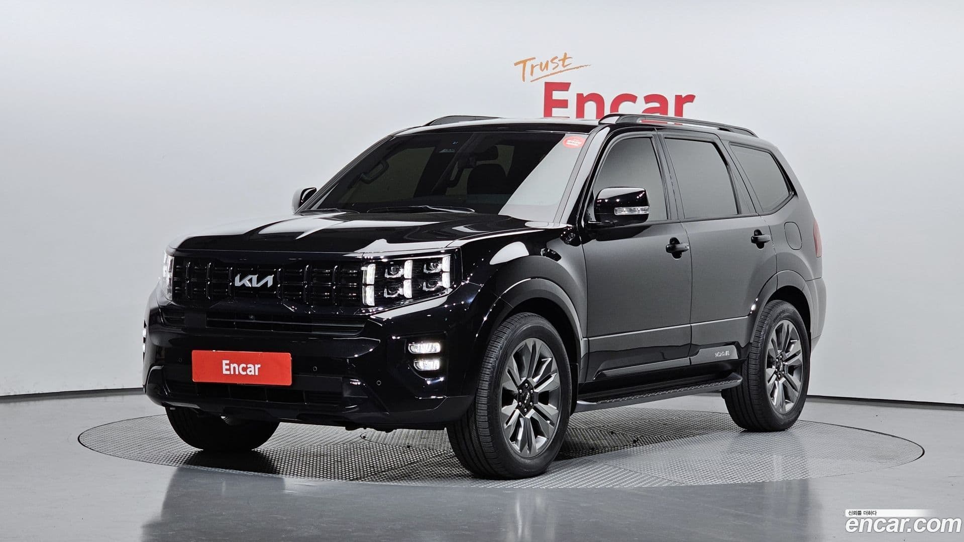 Main__Slider__Photo:Mohave Kia 2022.8-0