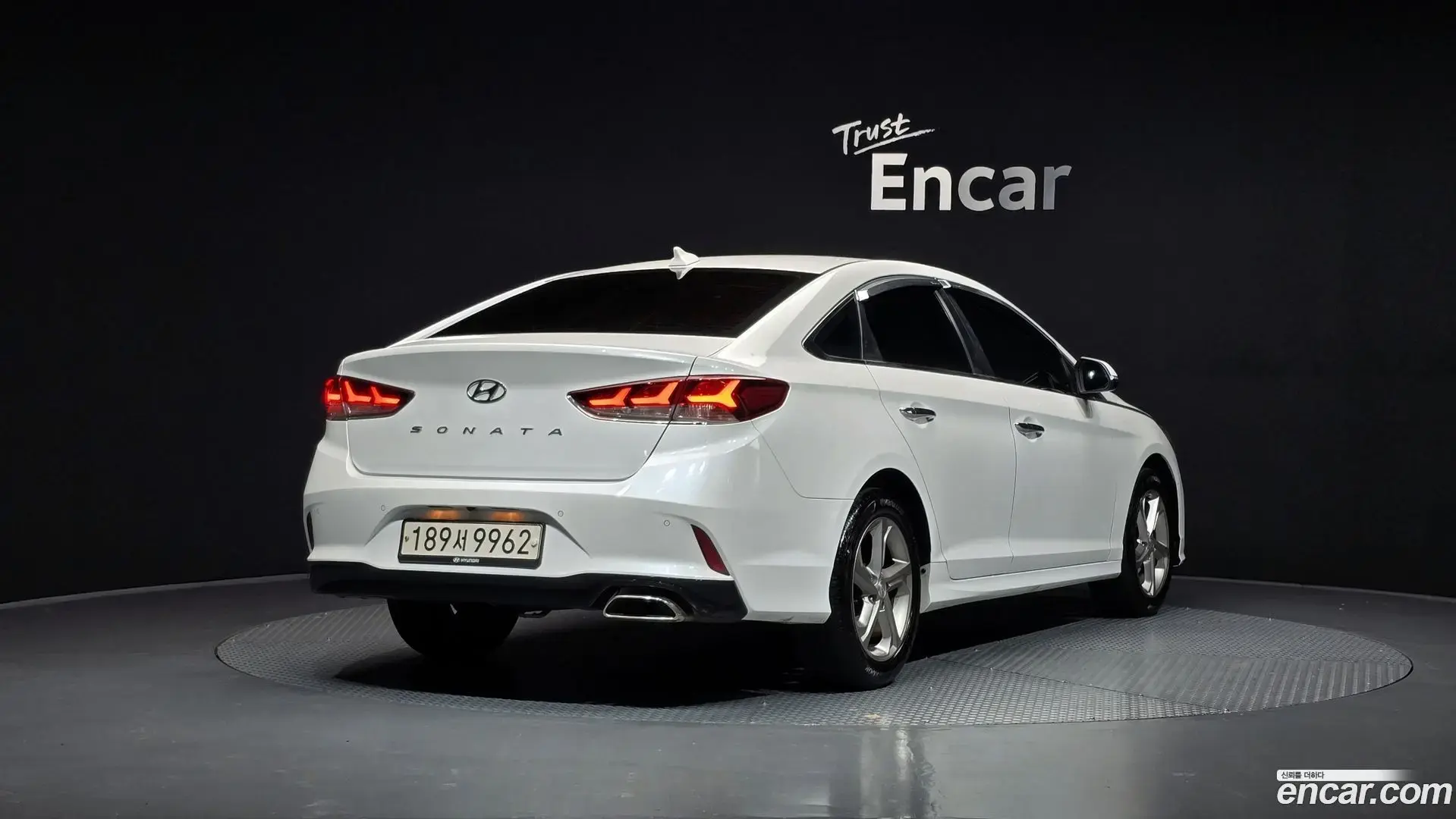 Main__Slider__Photo:Sonata Hyundai 2017.3-1