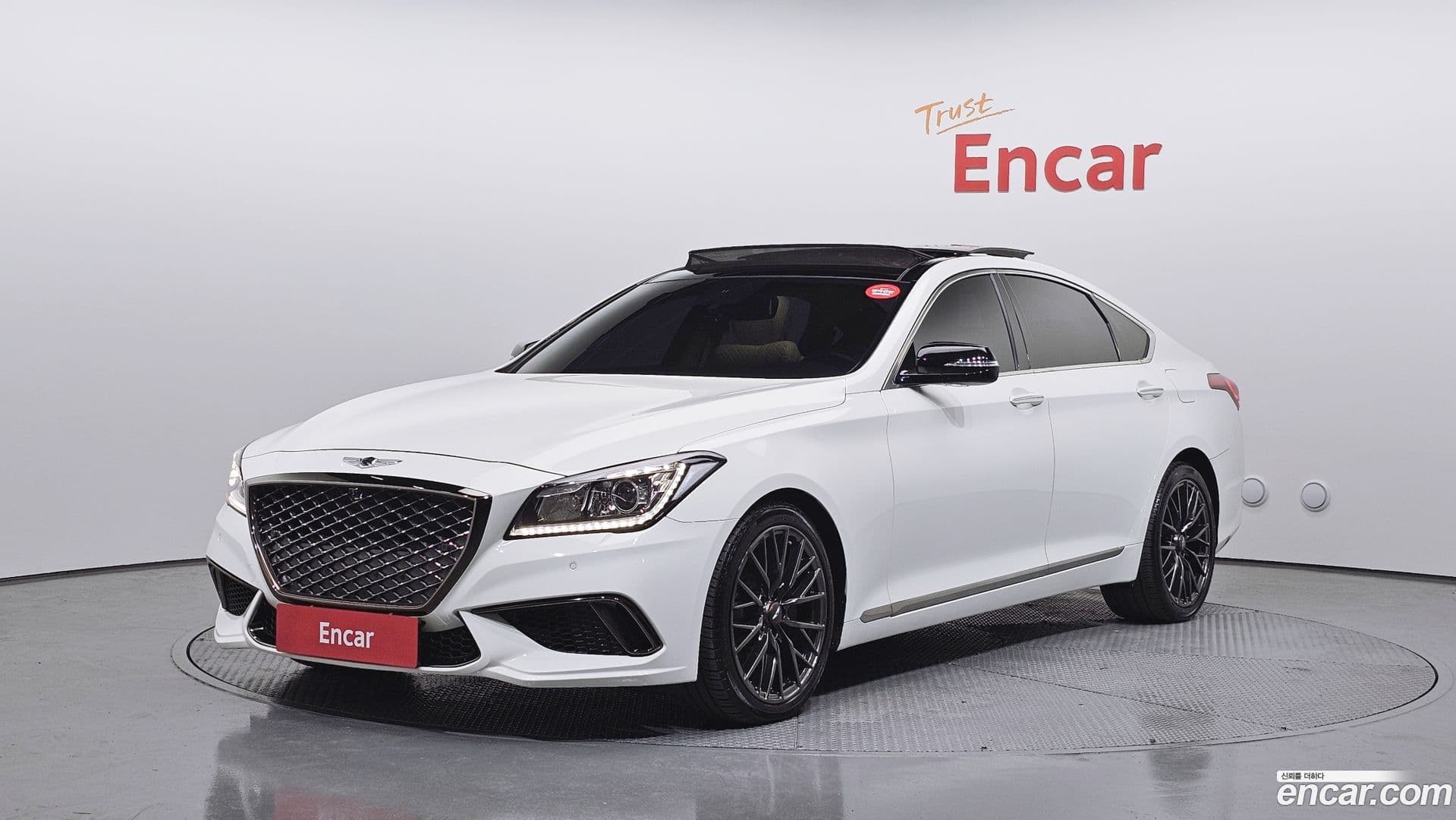 Main__Slider__Photo:G80 Genesis 2018.6-0