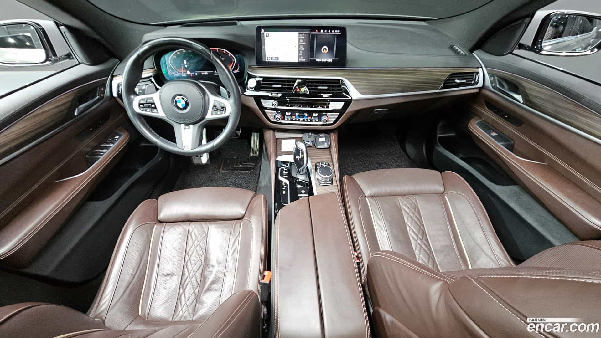 Gran Turismo BMW 2020.11-INNER-007