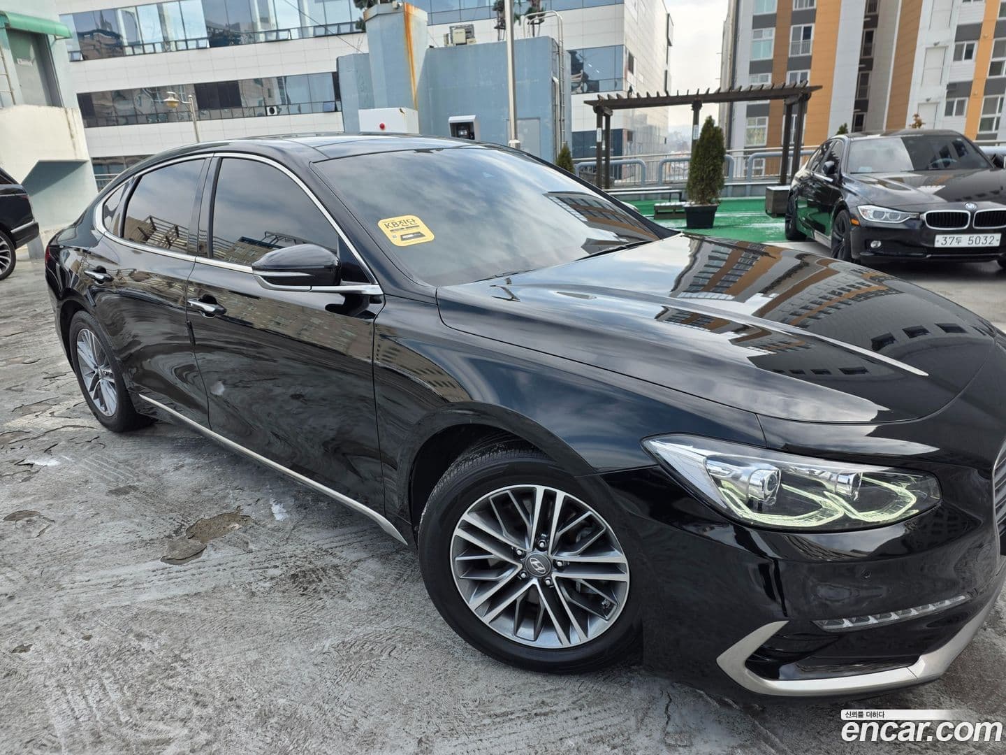 Main__Slider__Photo:Grandeur Hyundai 2019.7-0