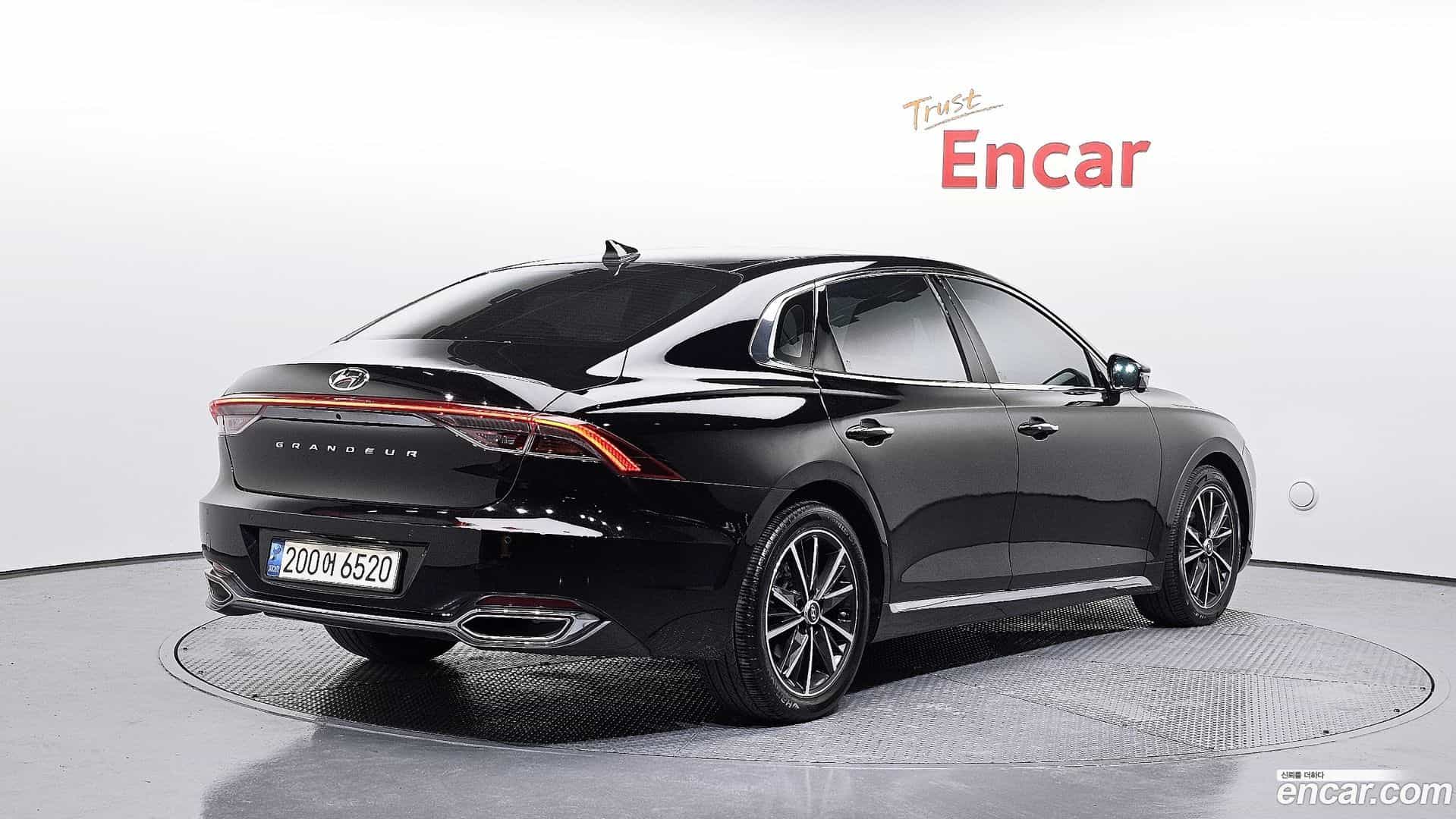 Grandeur Hyundai 2022.2-OUTER-002