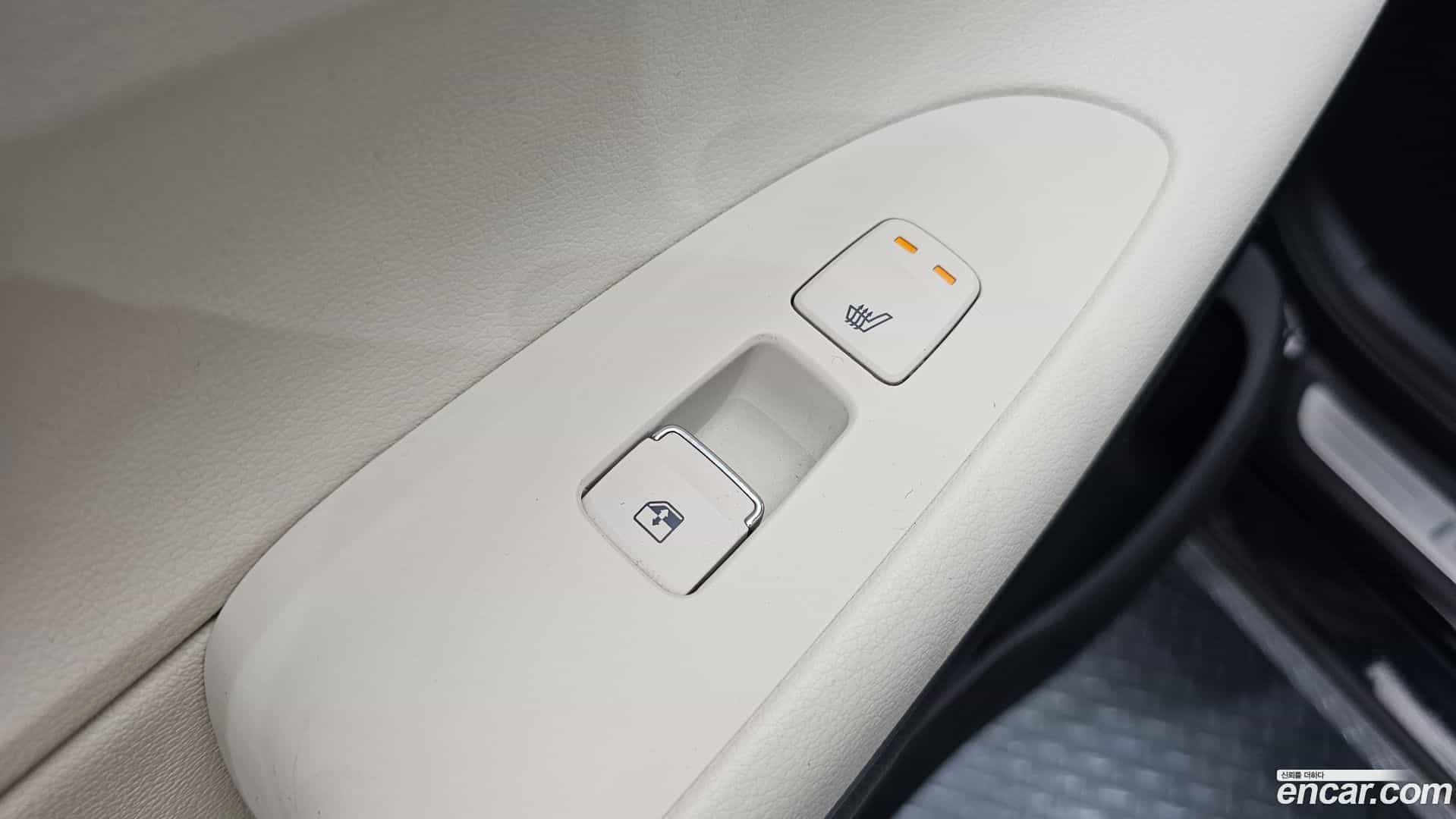 Grandeur Hyundai 2022.2-OPTION-023